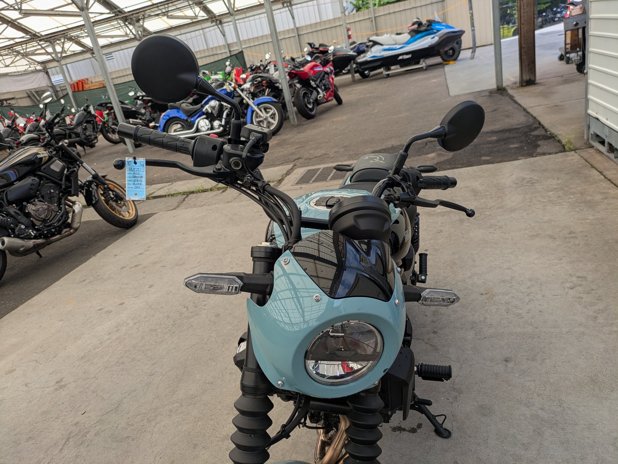 2025 Kawasaki Eliminator® SE ABS 9