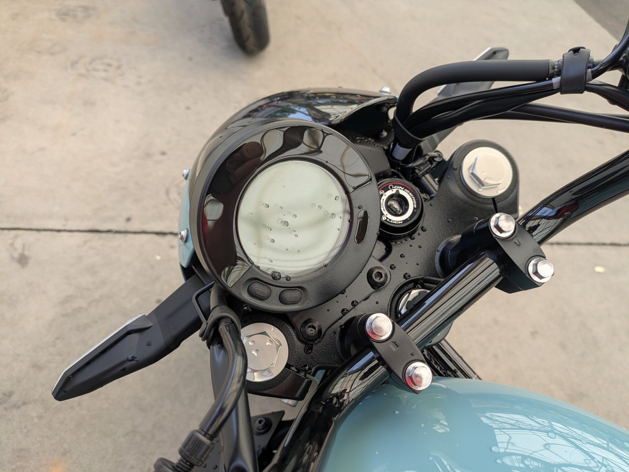 2025 Kawasaki Eliminator® SE ABS 11