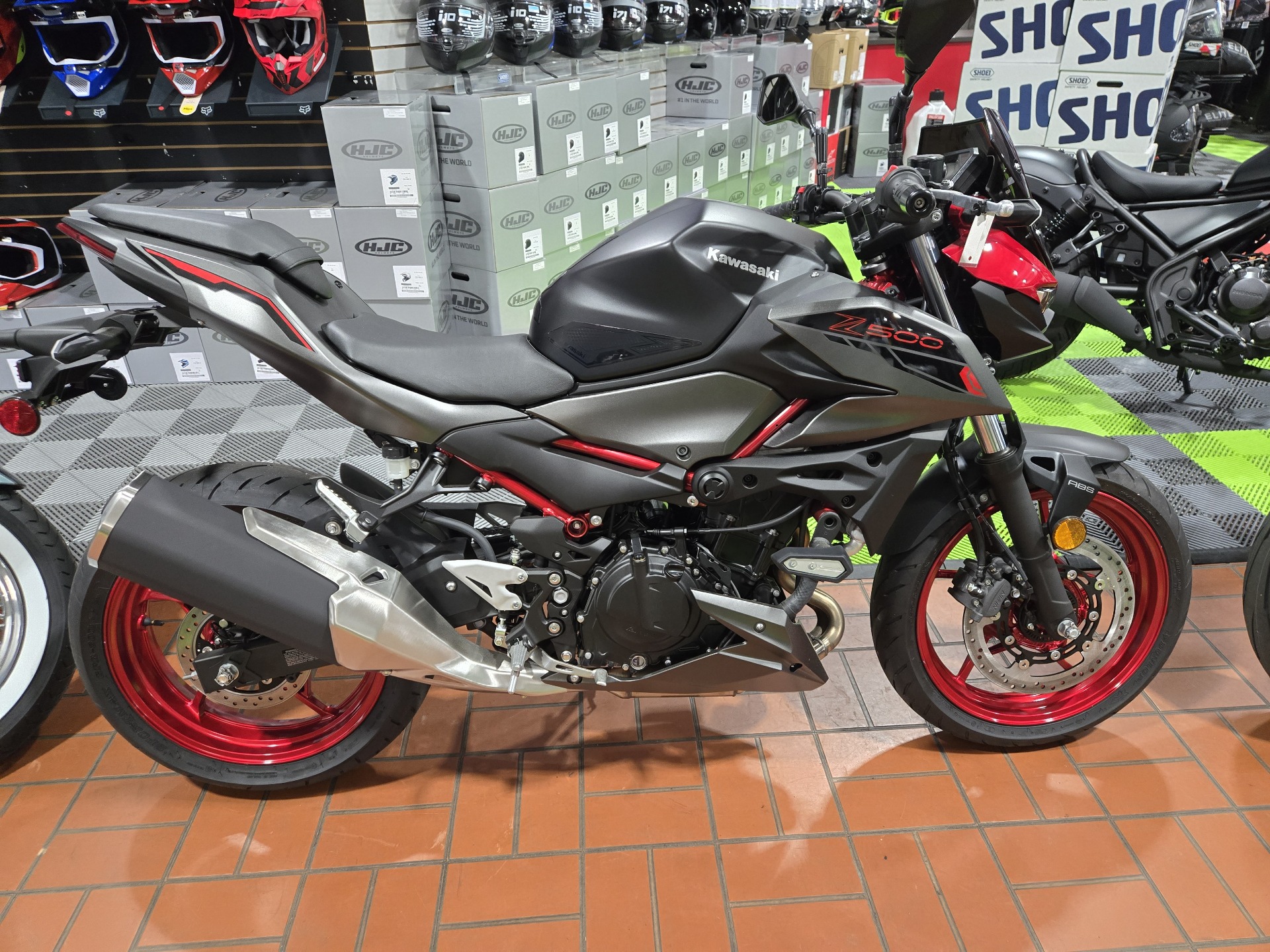 New 2025 Kawasaki Z500 SE ABS, Wake Forest NC | Specs, Price