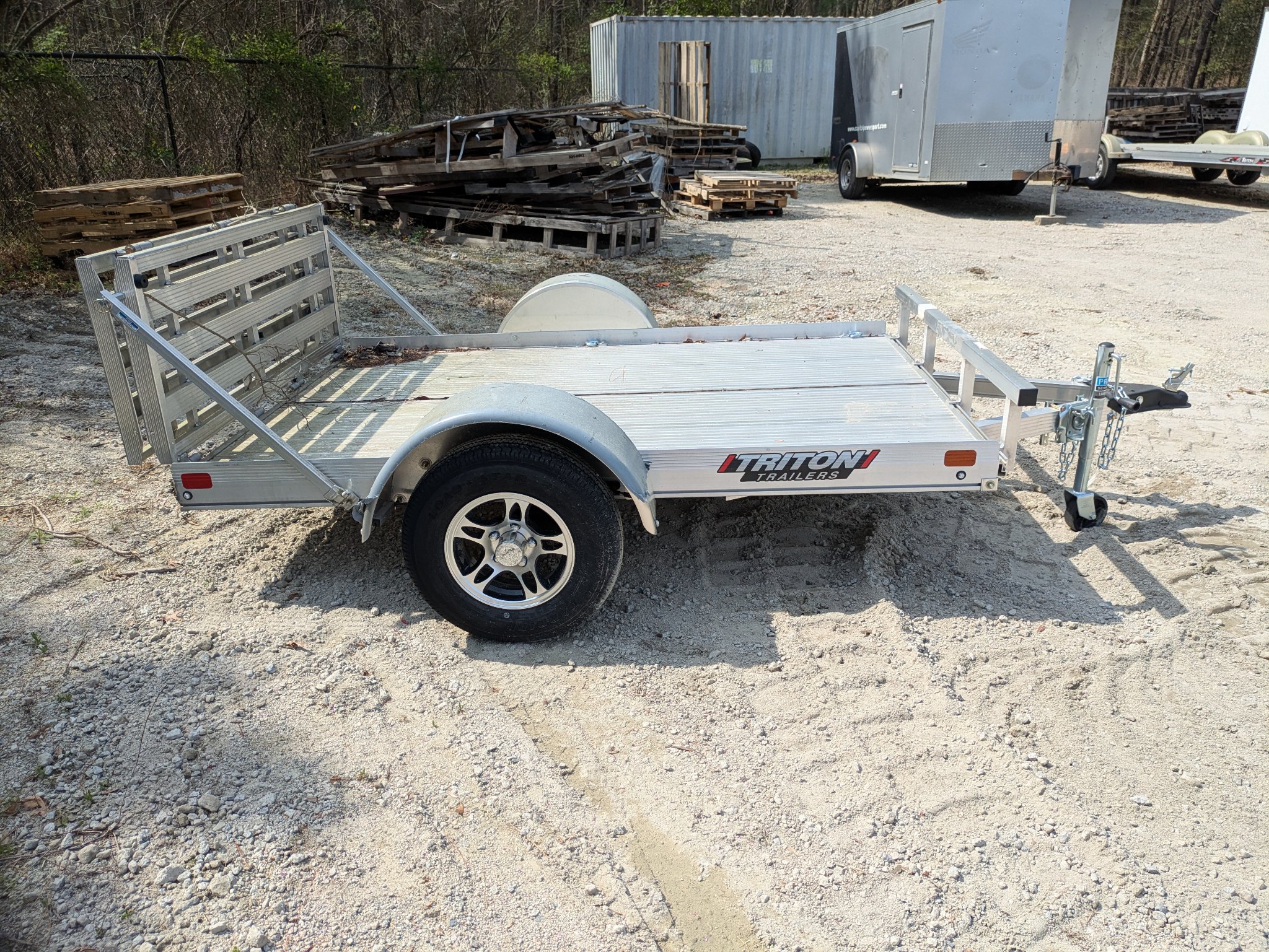 2025 Triton FIT photo 2
