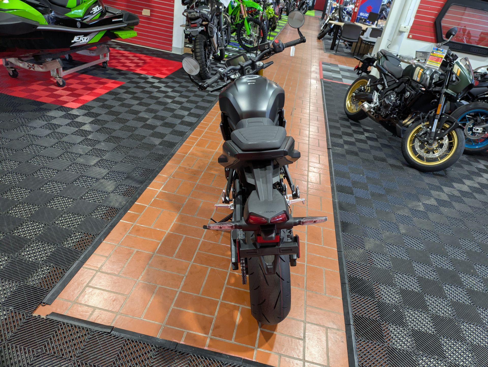 2026 Suzuki GSX-8T 4