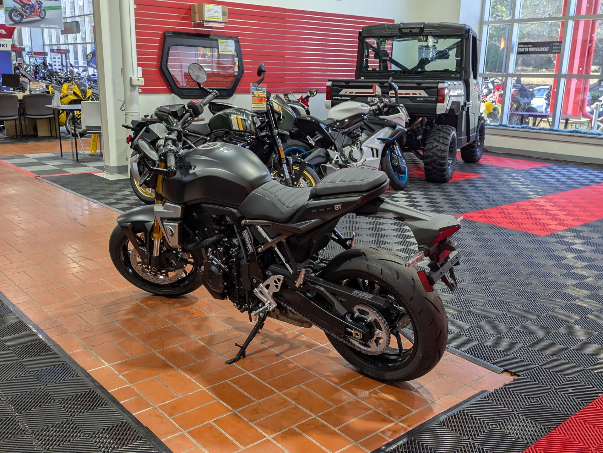 2026 Suzuki GSX-8T 5