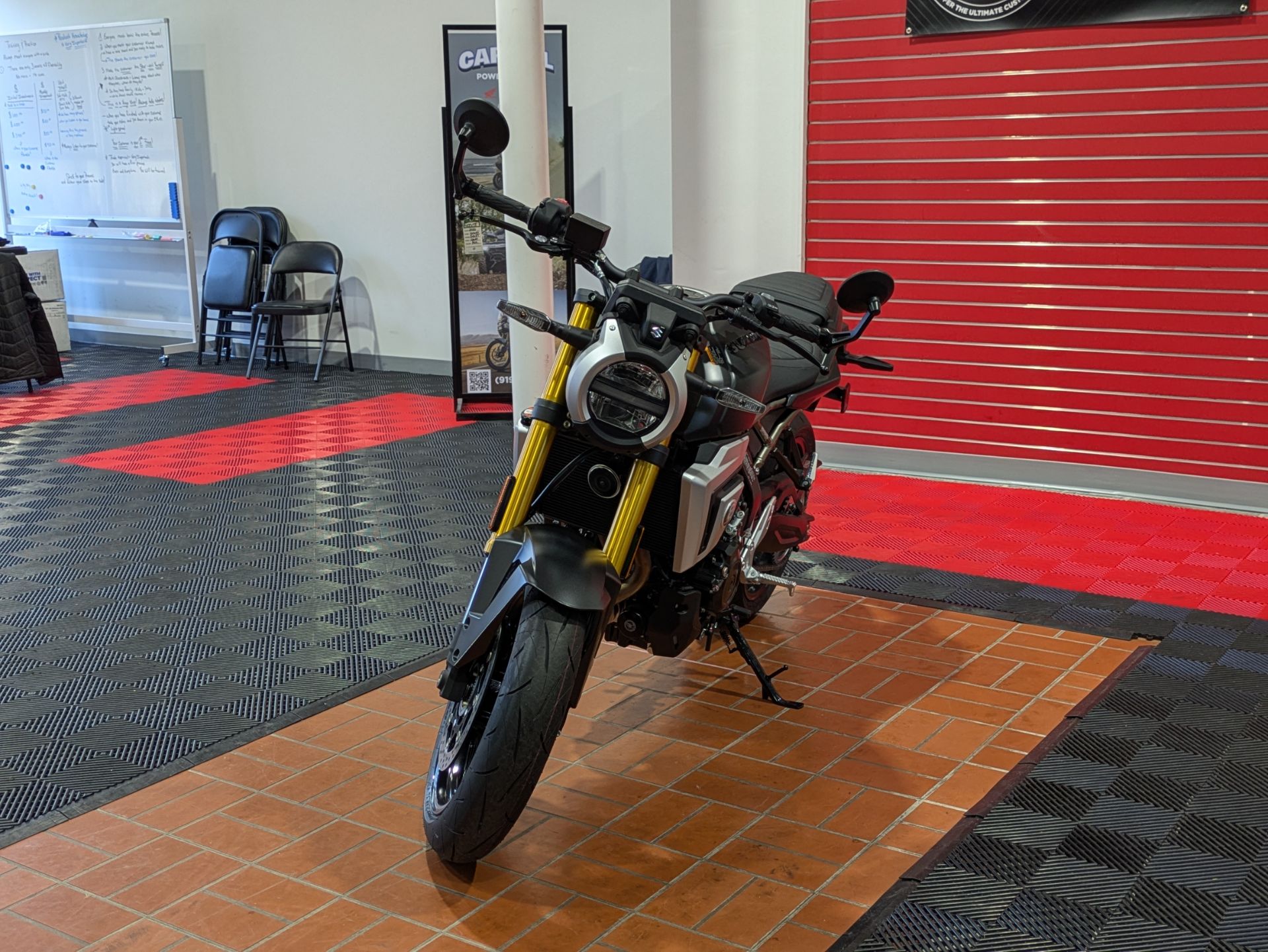 2026 Suzuki GSX-8T 7