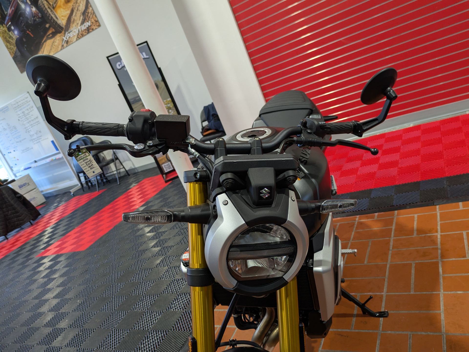 2026 Suzuki GSX-8T 10