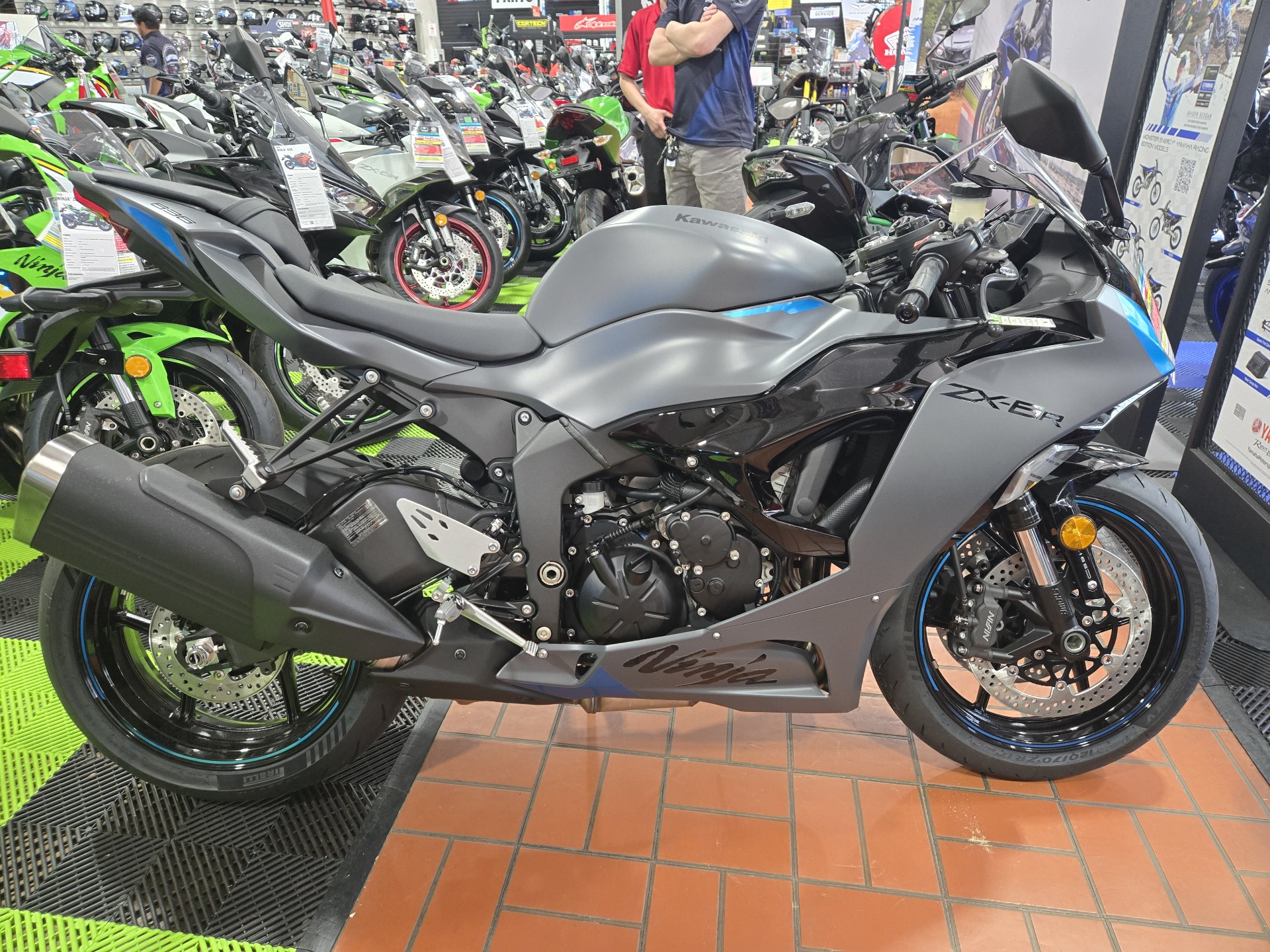New 2025 Kawasaki Ninja ZX-6R ABS, Wake Forest NC | Specs