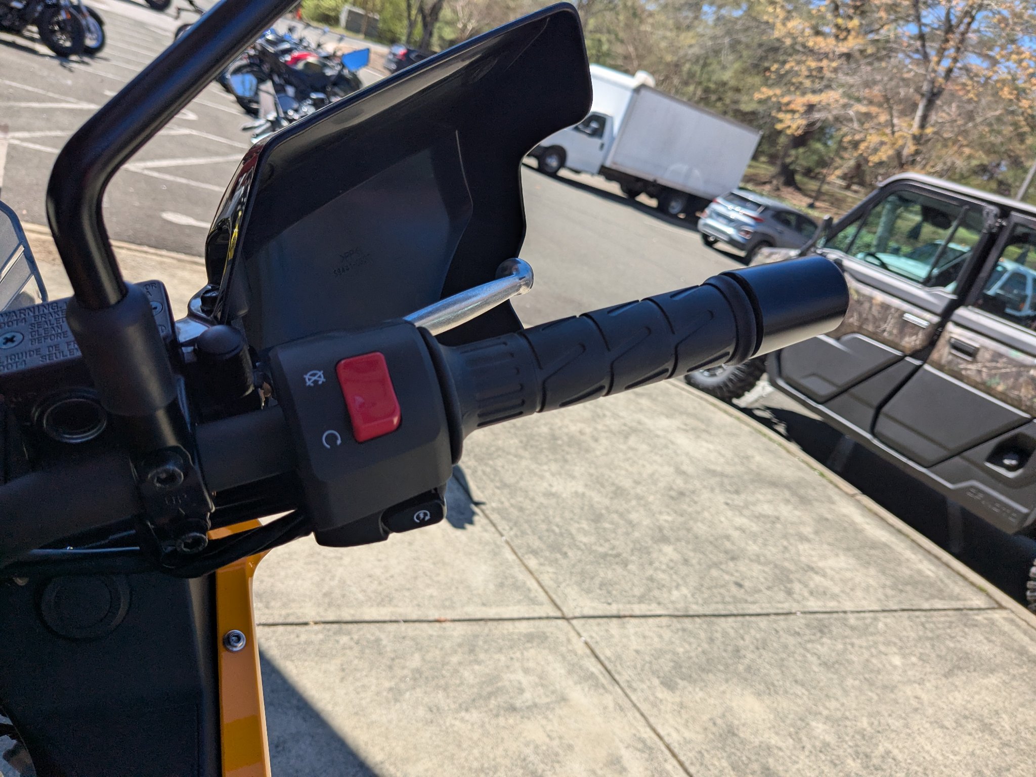 2026 Kawasaki KLR®650 S ABS 8