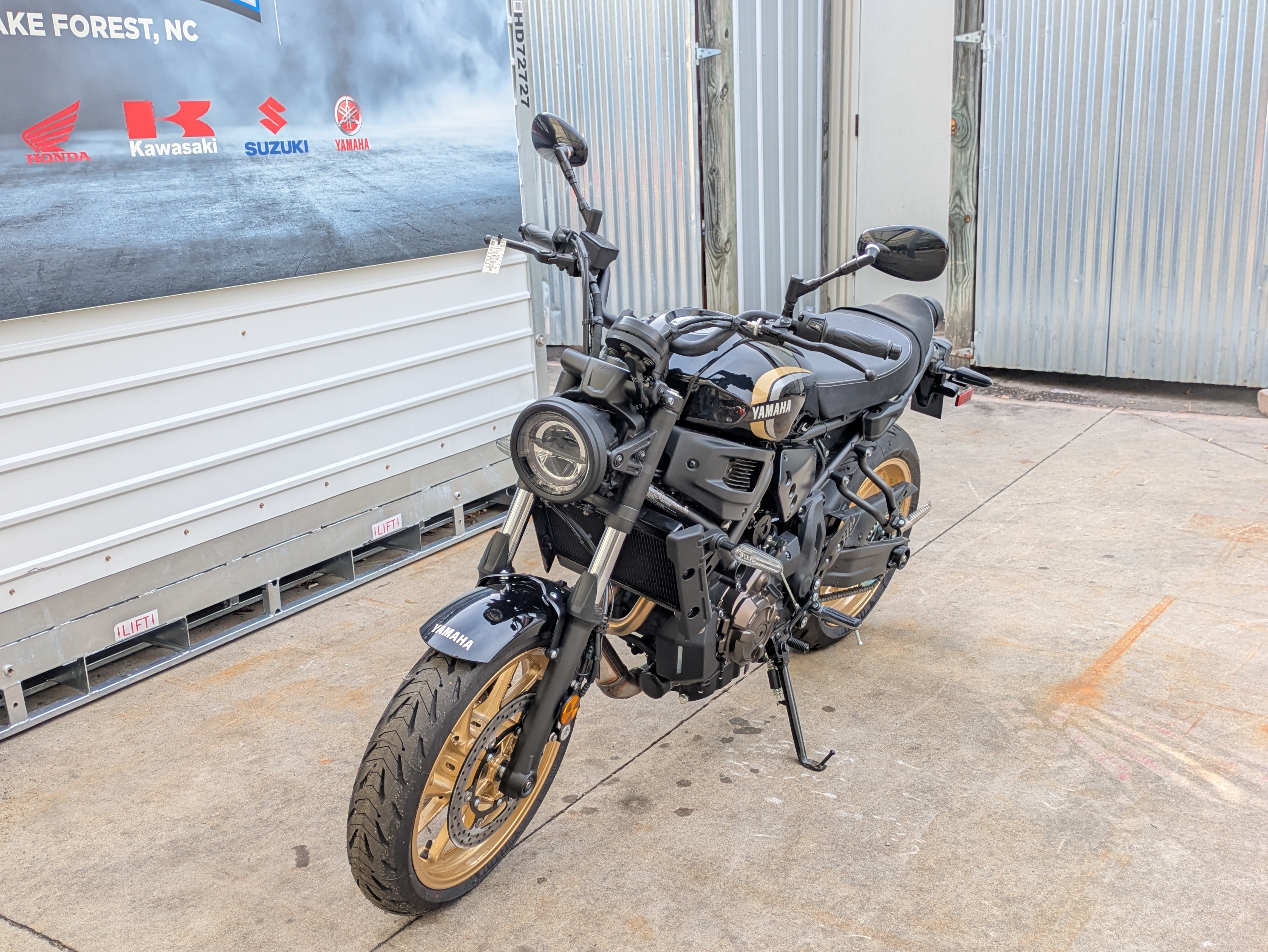 New 2025 Yamaha XSR700, Wake Forest NC | Specs, Price, Photos