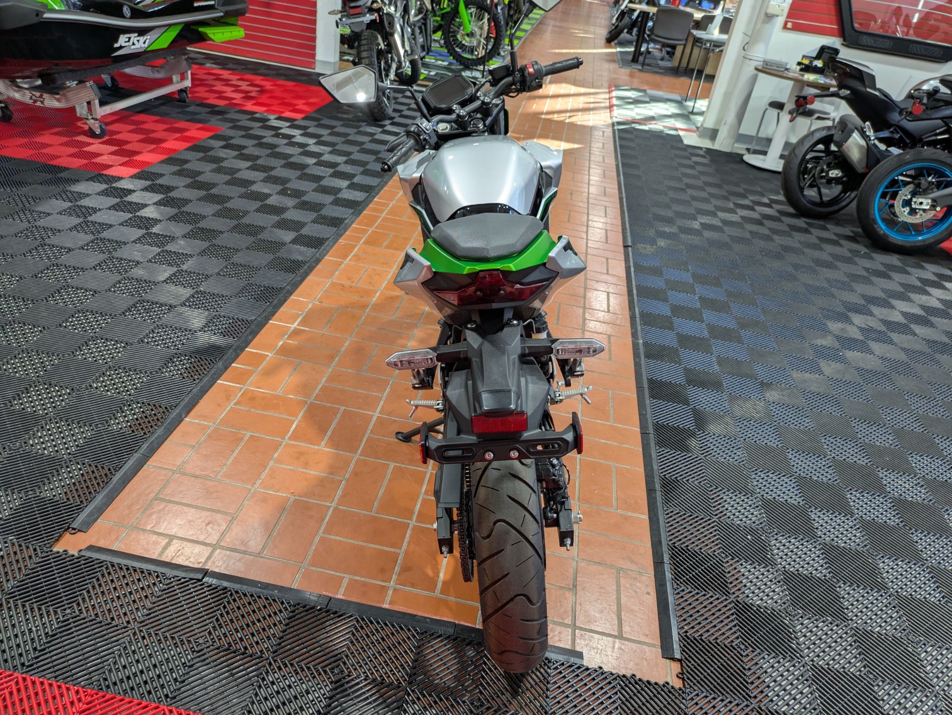 New 2024 Kawasaki Z e-1 ABS, Wake Forest NC | Specs, Price, Photos