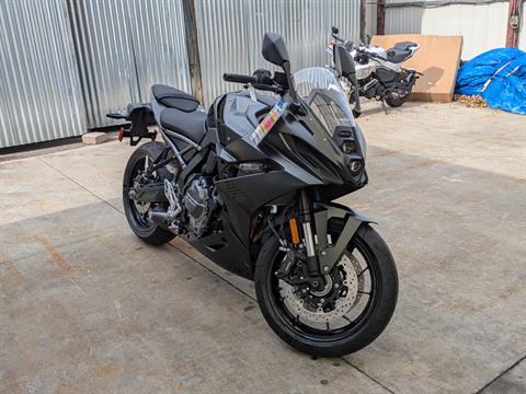NO GOLF NECK PISTE - Black Lサイズ New 2025 Suzuki GSX-8R, Wake Forest NC | Specs, Price, Photos