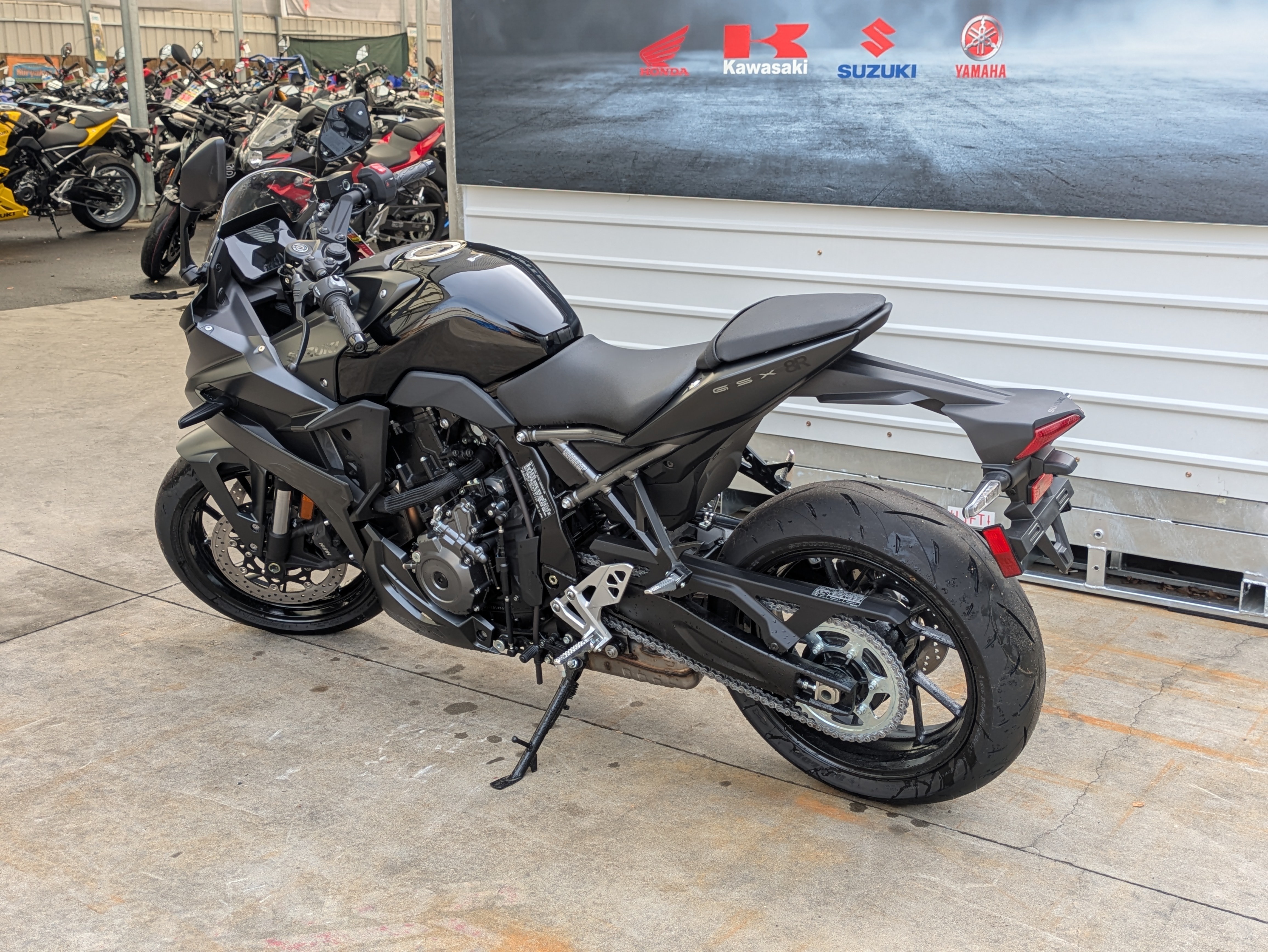 New 2025 Suzuki GSX-8R, Wake Forest NC | Specs, Price, Photos