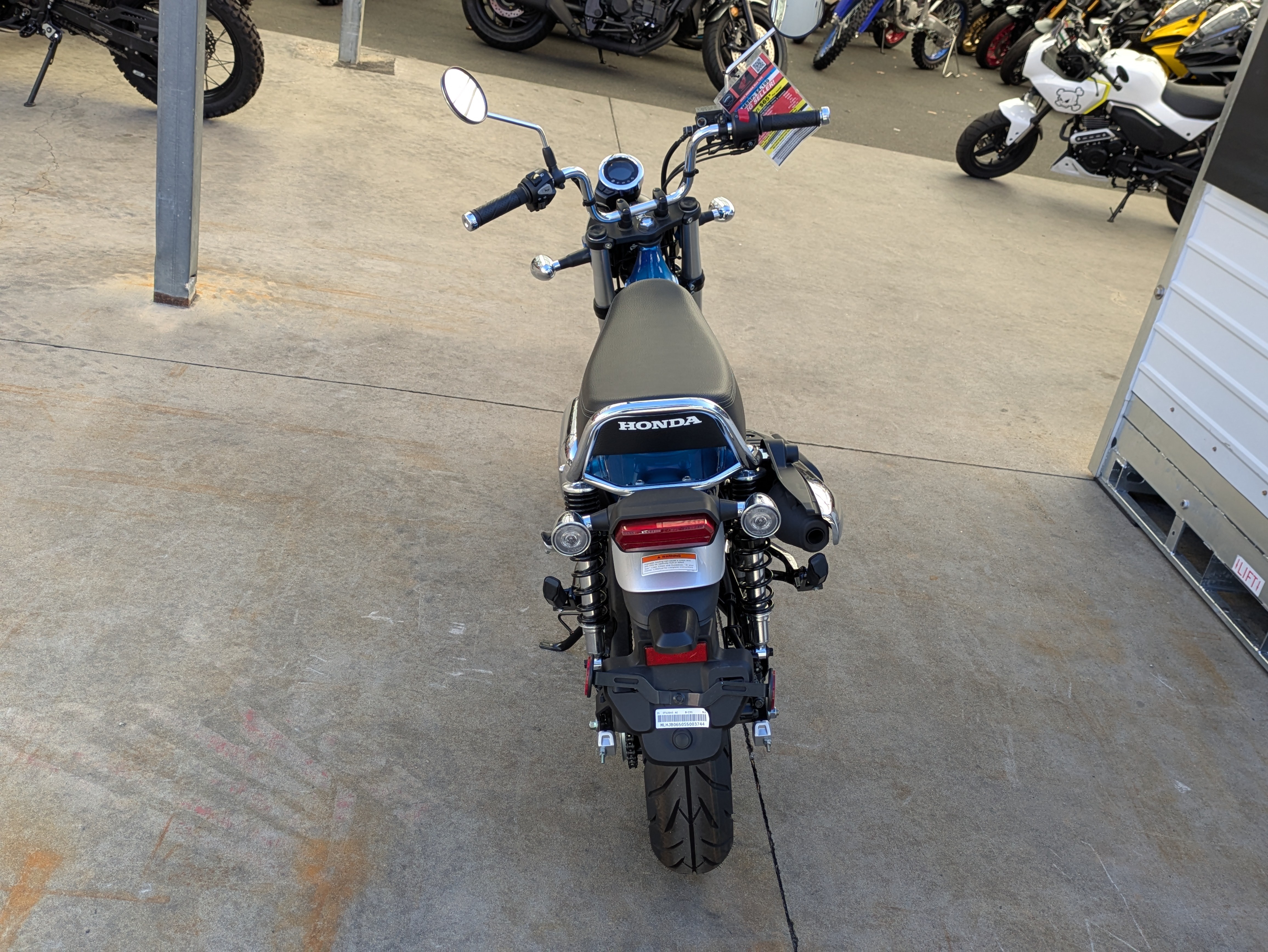 2025 Honda Dax 125 3