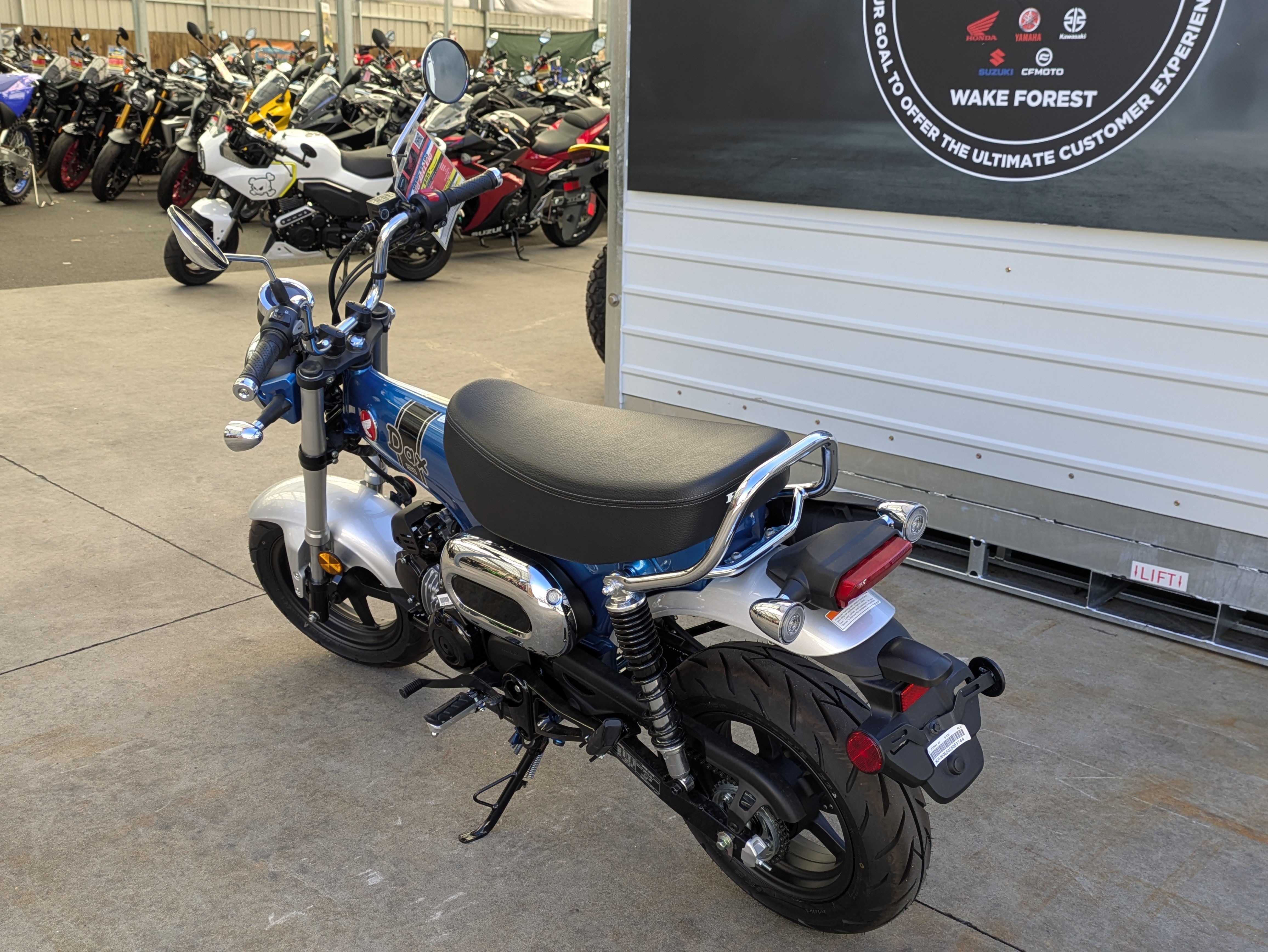 2025 Honda Dax 125 4