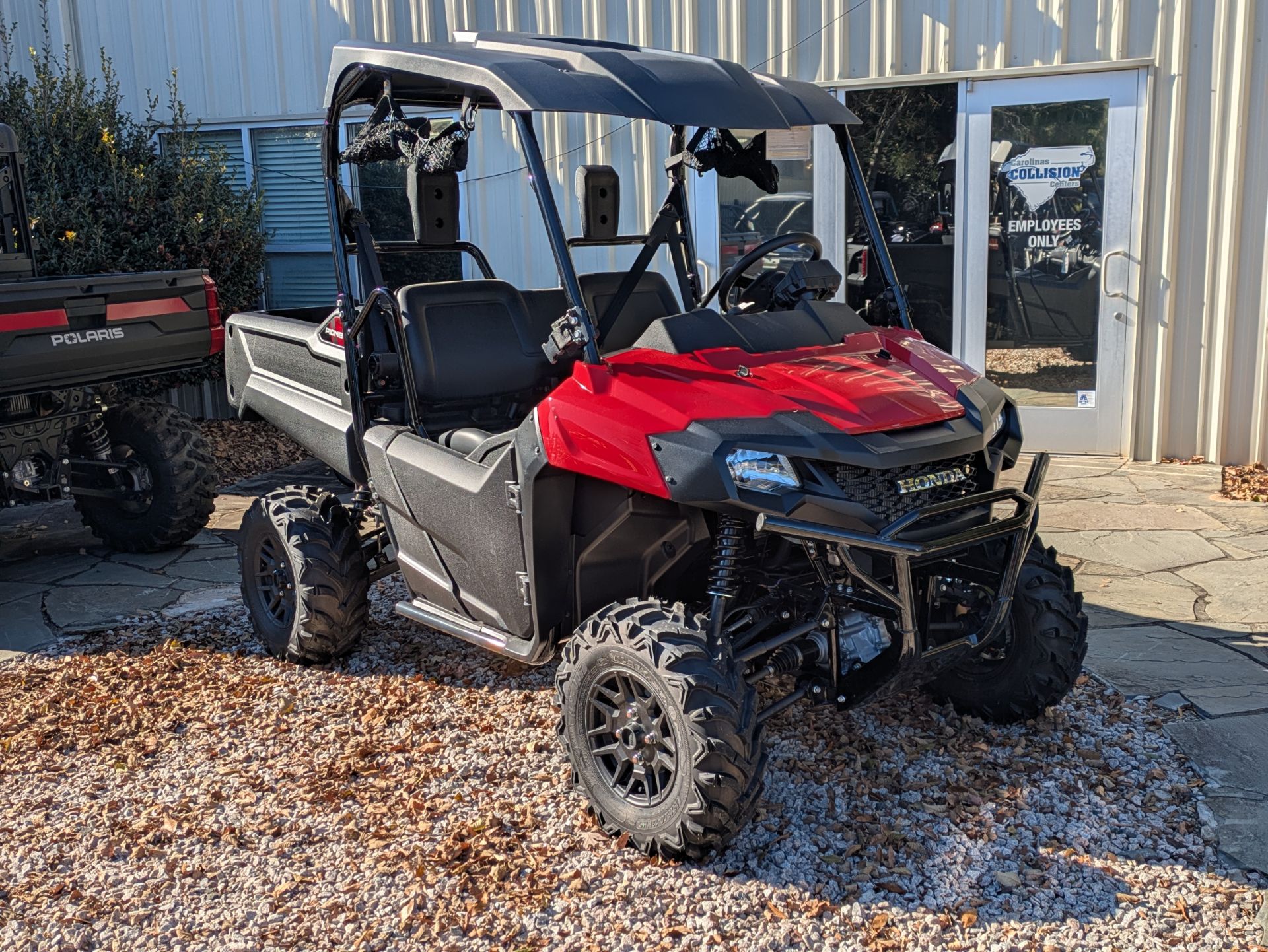 2025 Honda Pioneer 700 Deluxe 1