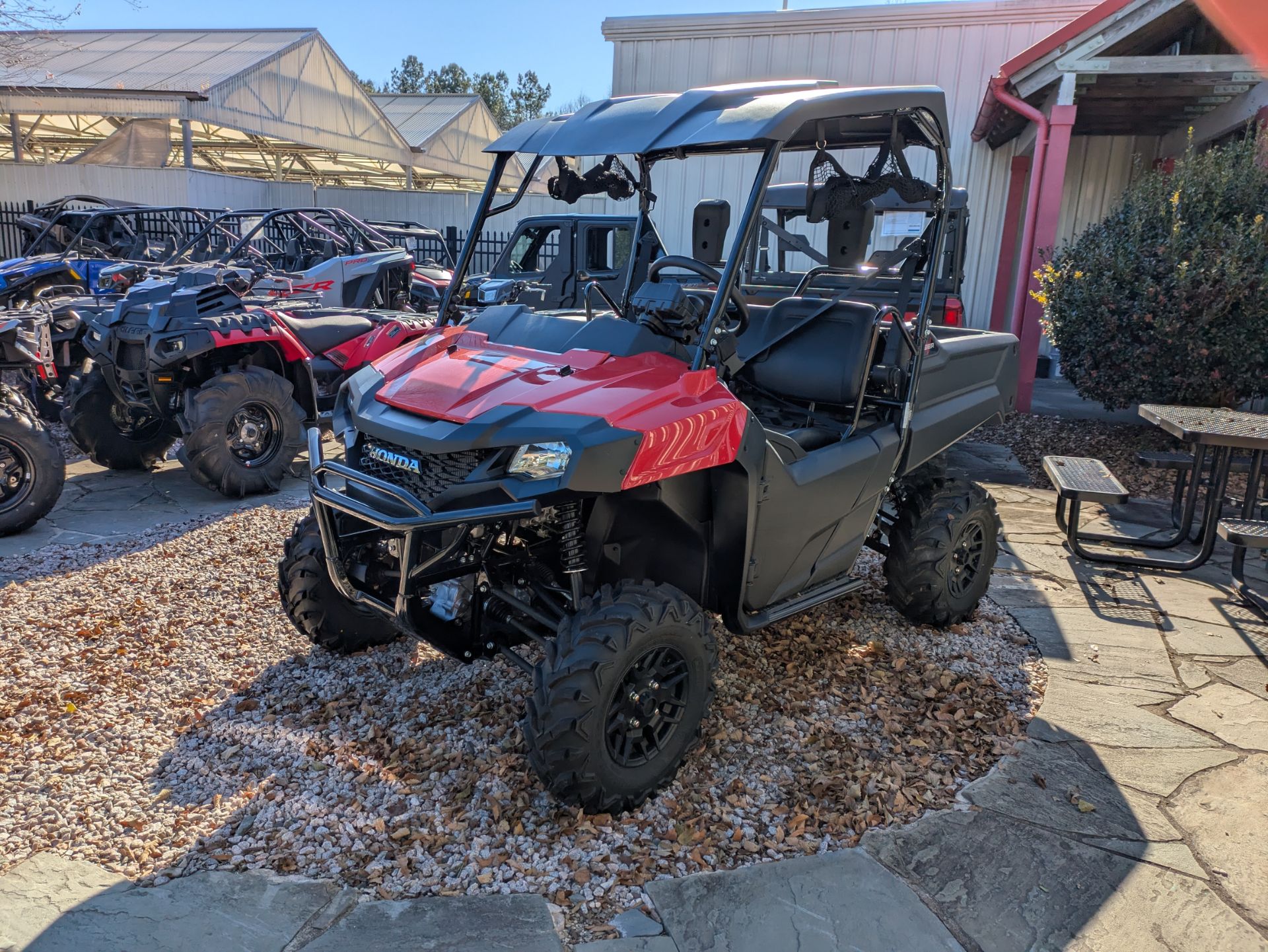 2025 Honda Pioneer 700 Deluxe 7