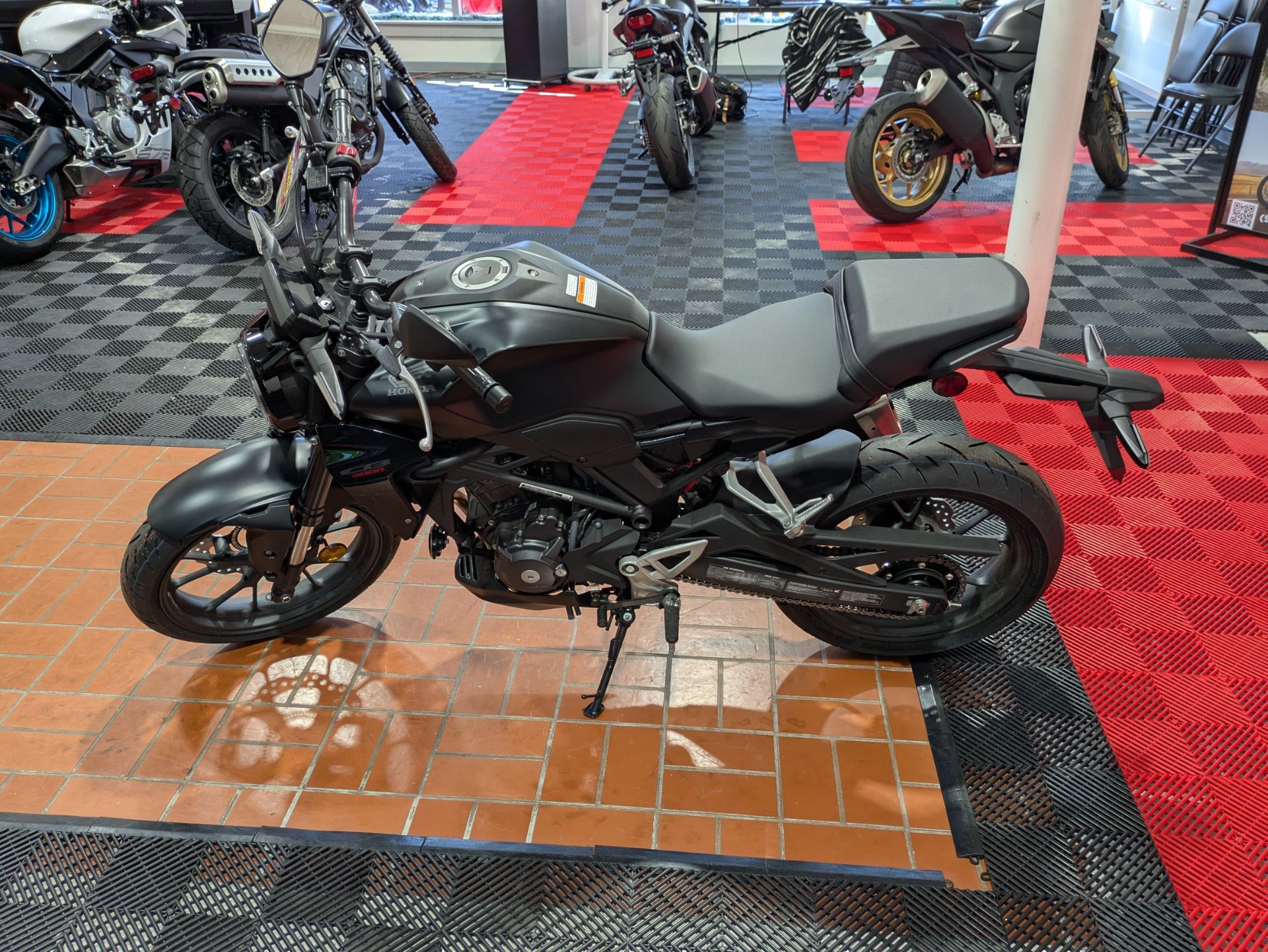 New 2025 Honda CB300R ABS, Wake Forest NC | Specs, Price, Photos