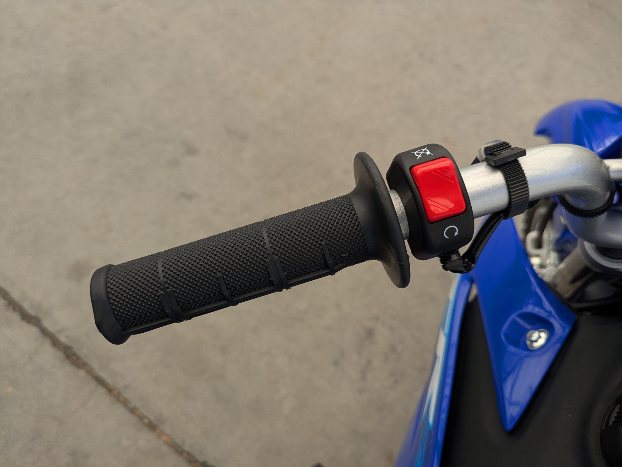 2027 Yamaha TT-R110E 11