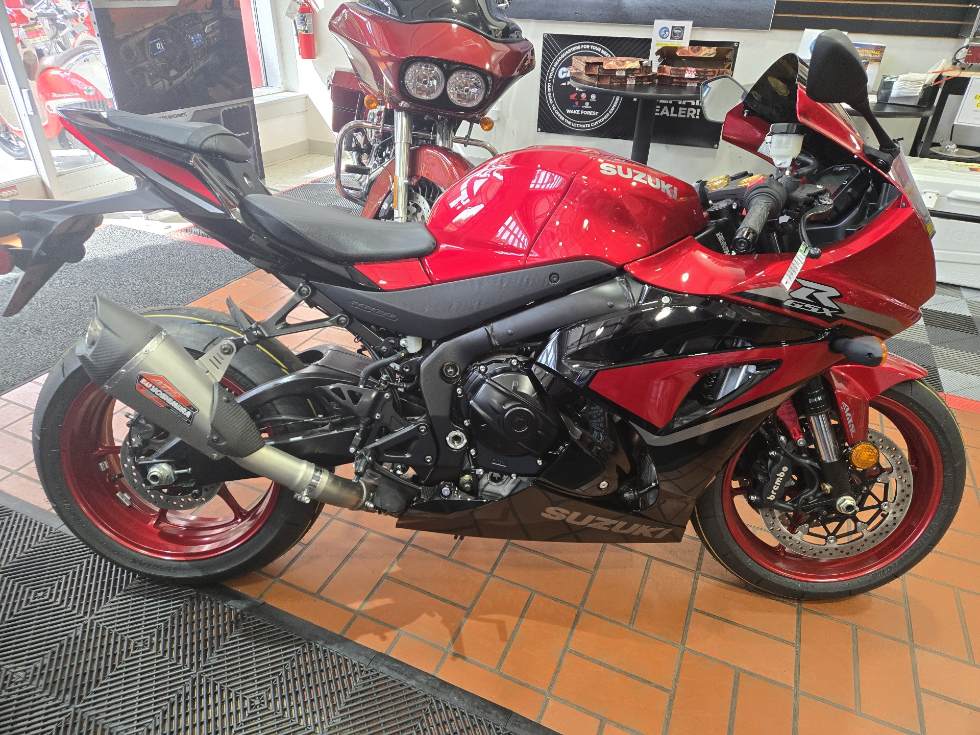New 2025 Suzuki GSX-R1000, Wake Forest NC | Specs, Price