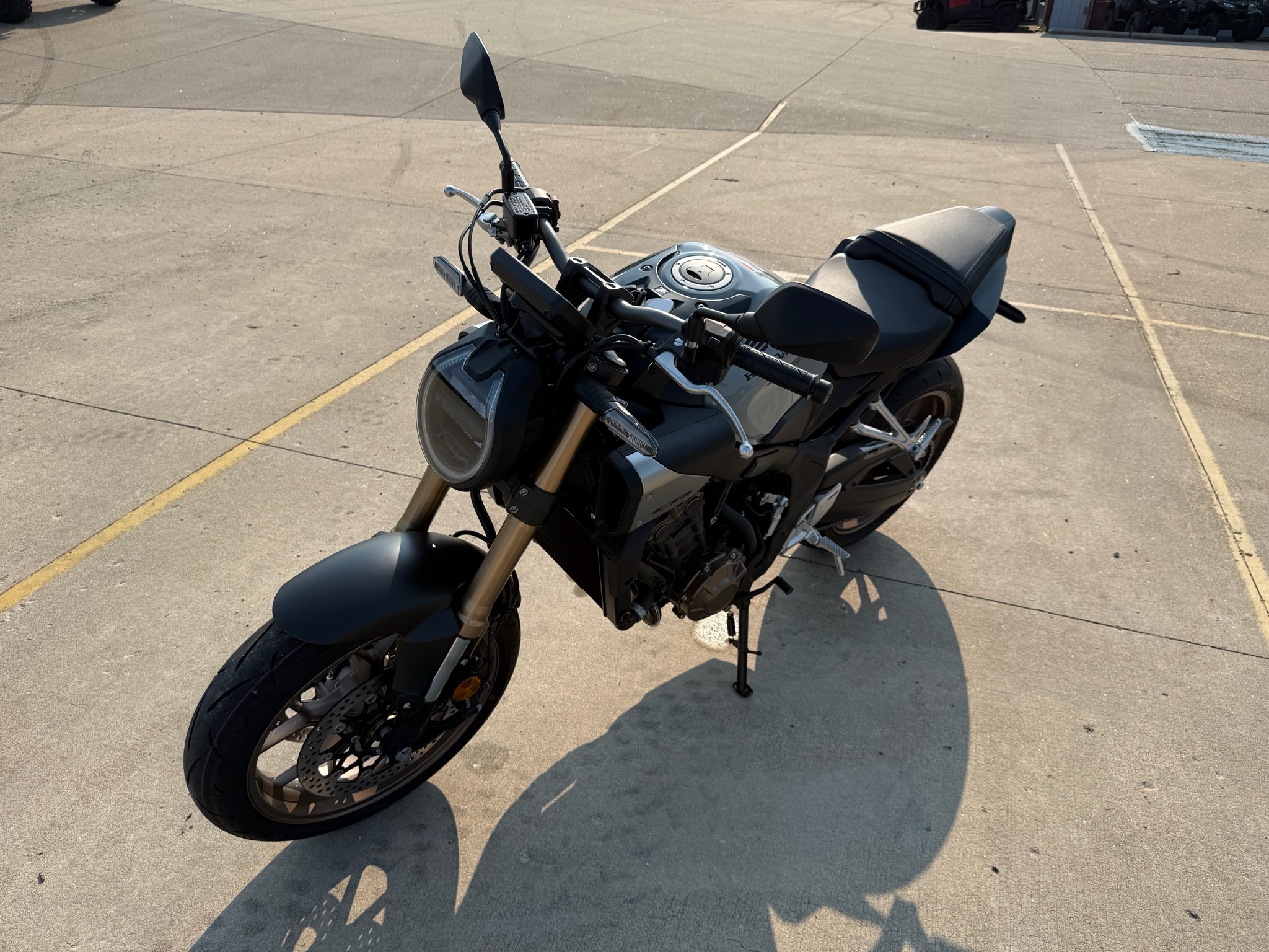 2025 Honda CB650R E-Clutch 7