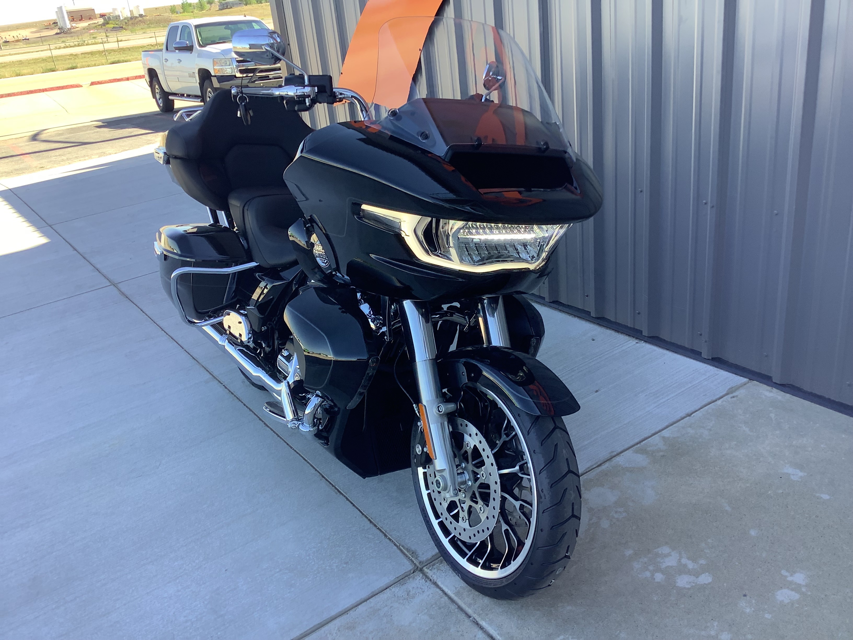 2026 Harley-Davidson Road Glide® Limited 4