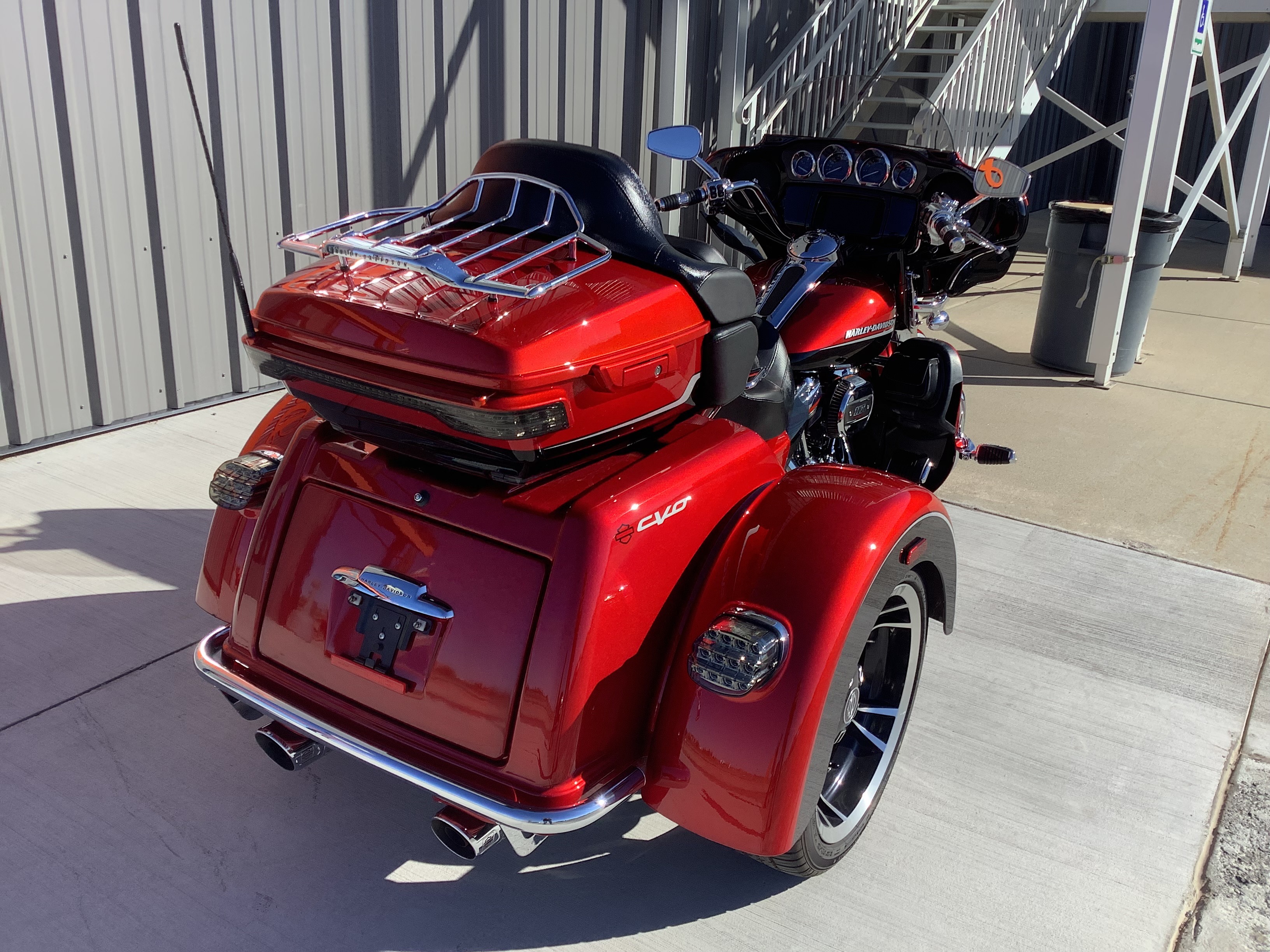 2021 Harley-Davidson CVO Tri Glide® 2