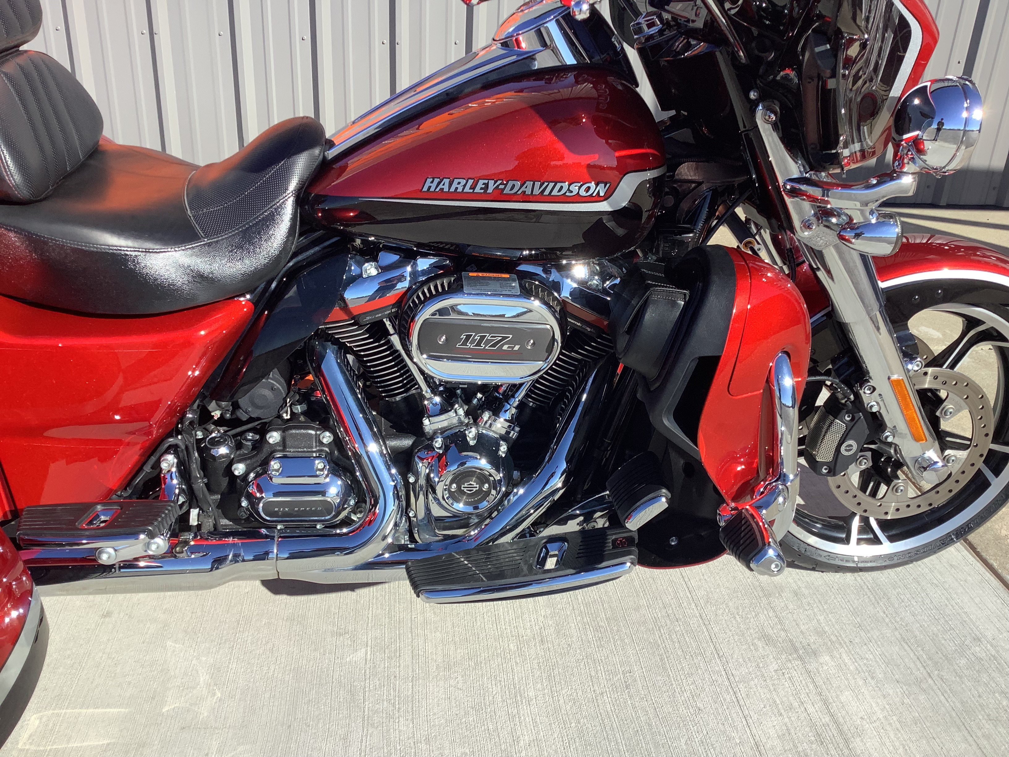 2021 Harley-Davidson CVO Tri Glide® 3
