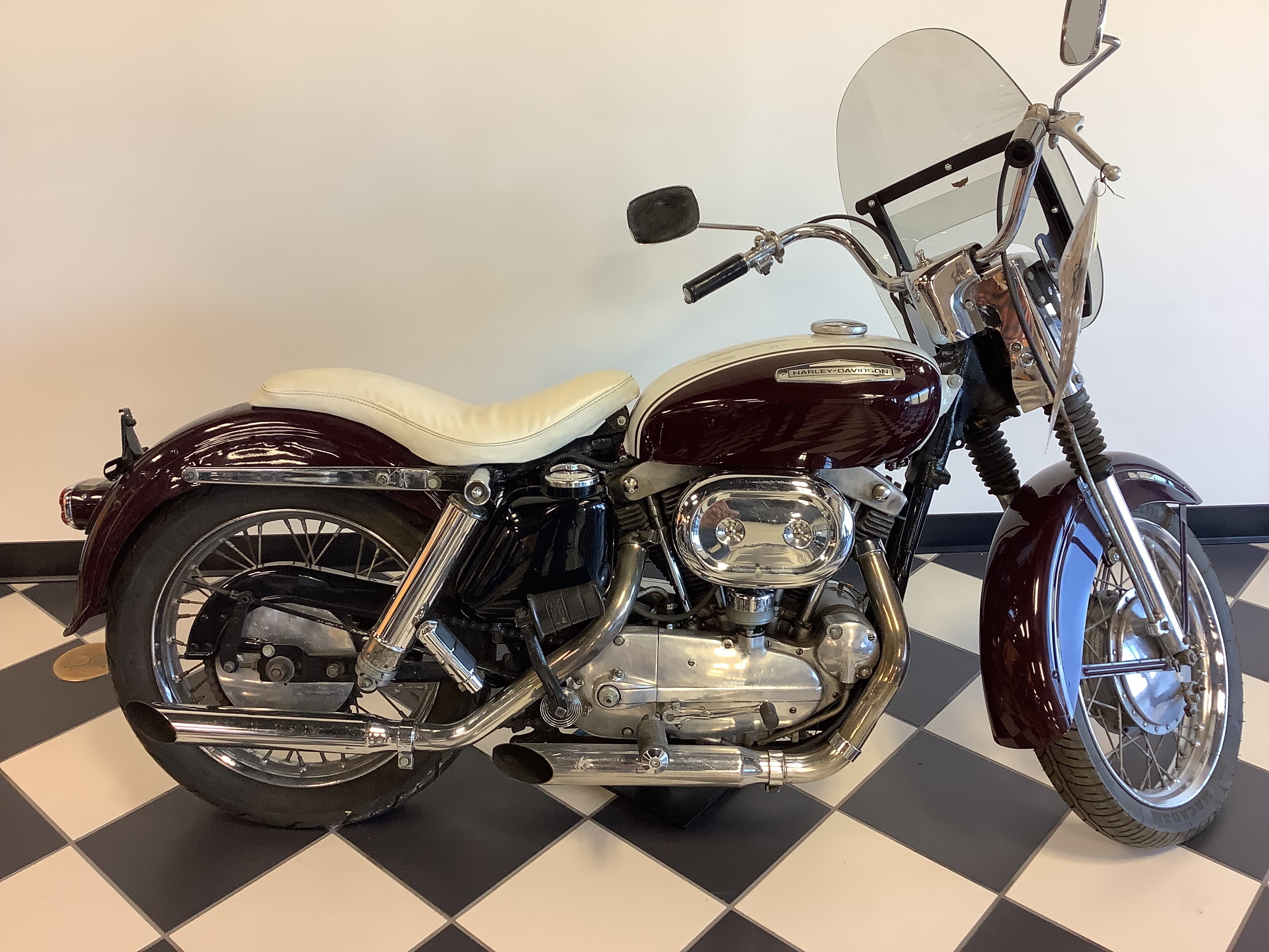 1966 XLH