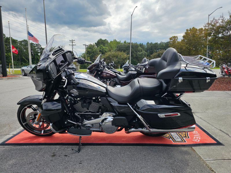 Certified Pre-Owned 2025 Harley-Davidson Street Glide® Ultra