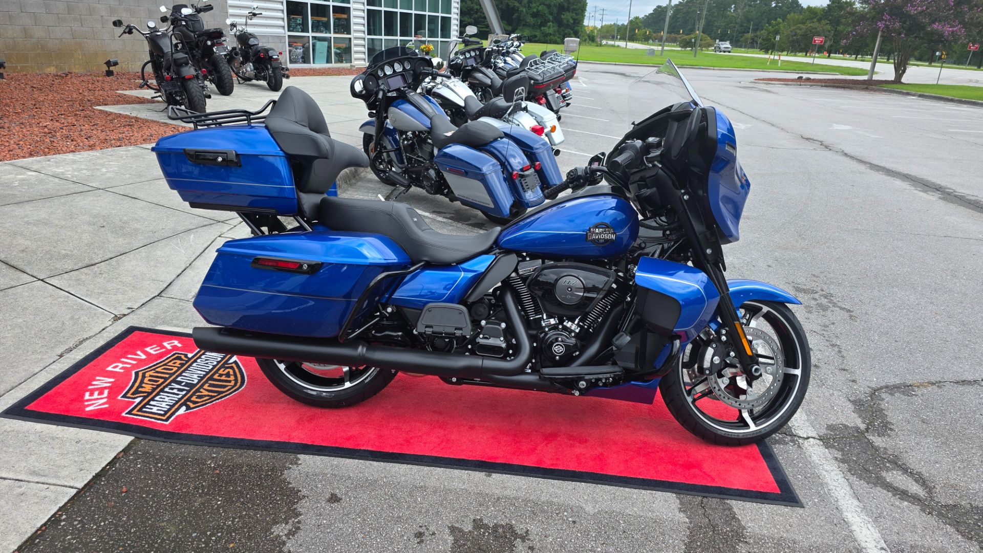 New 2025 Harley-Davidson Street Glide® Ultra | Motorcycles in