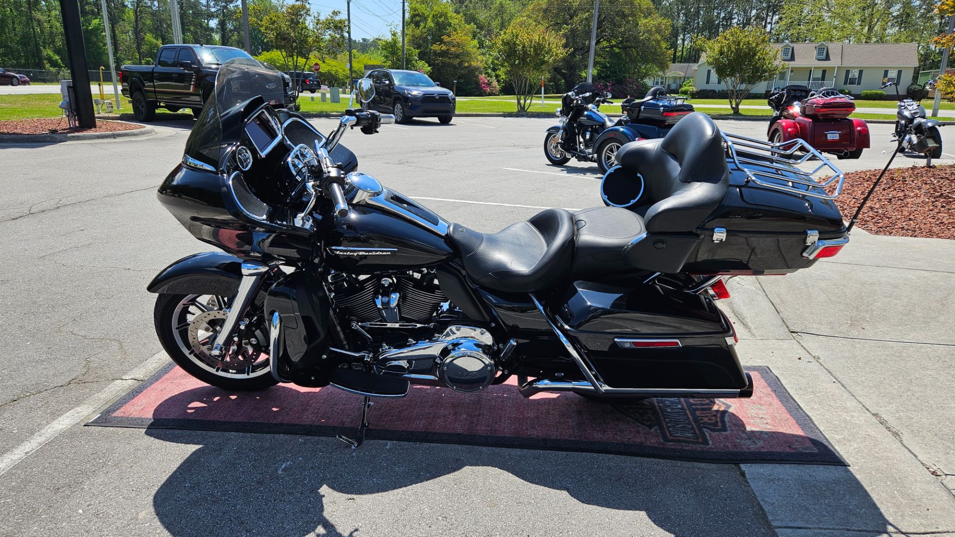 2019 Harley-Davidson Road Glide® Ultra 2