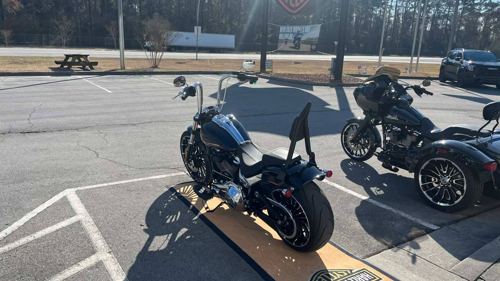 2024 Harley-Davidson Breakout® 7