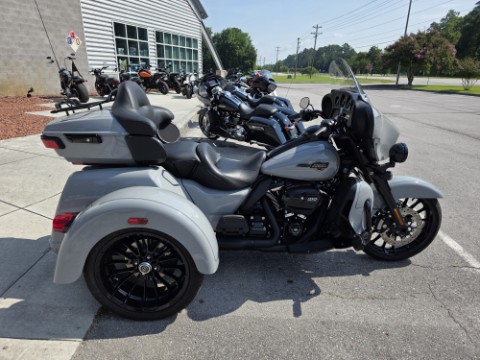 Used 2025 Harley-Davidson Tri Glide® Ultra | Motorcycles in