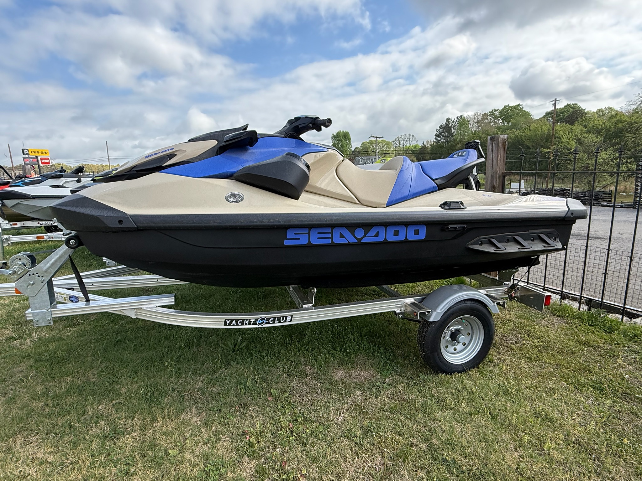 2026 Sea-Doo Wake Pro 230 4