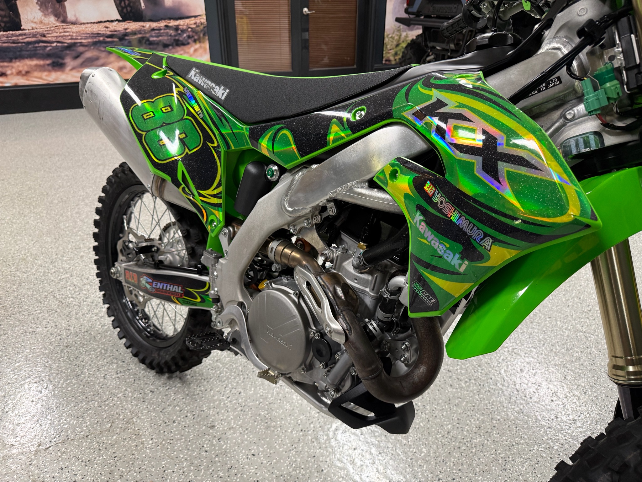 2023 Kawasaki KX 450 10