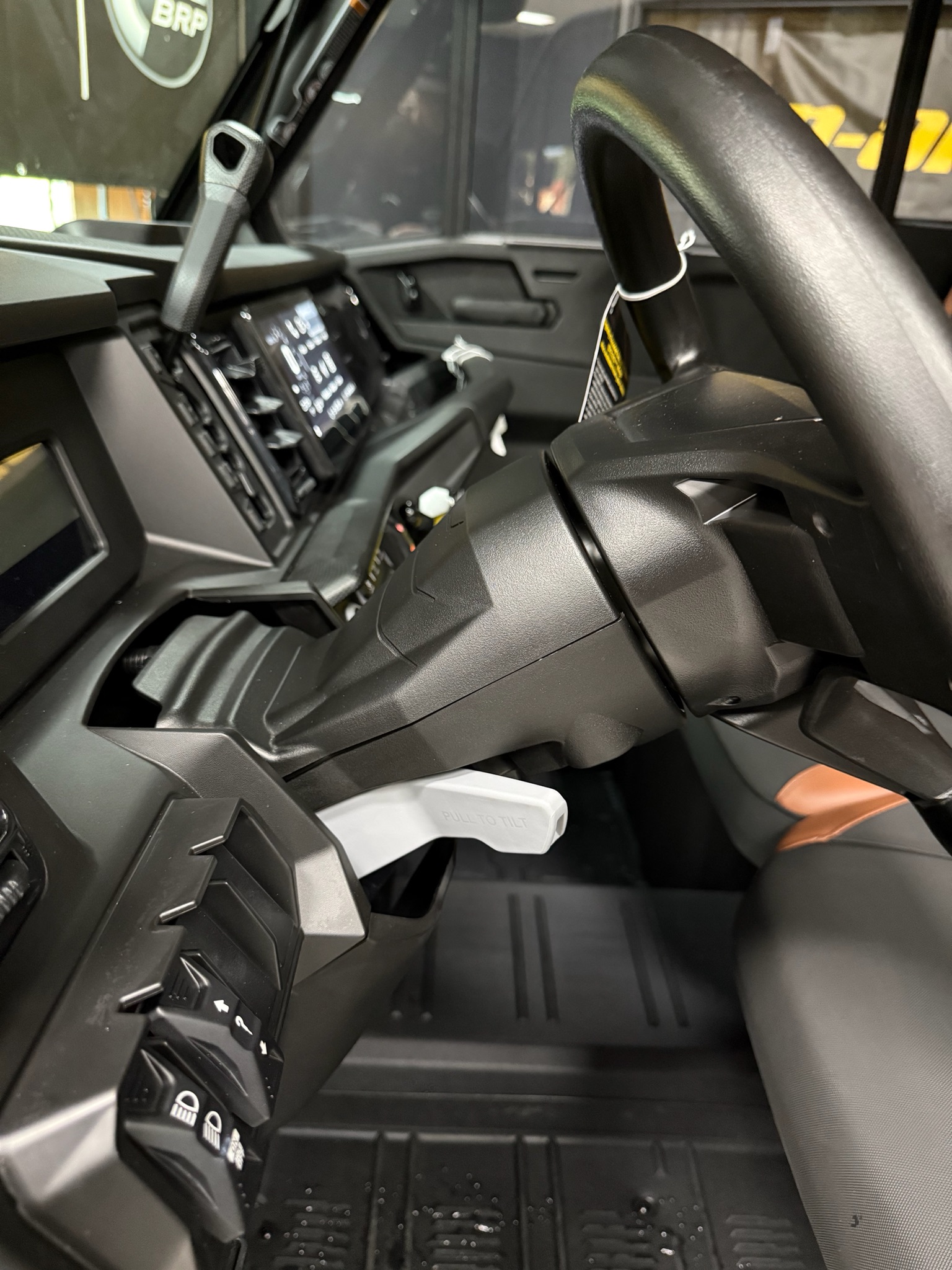 2026 Can-Am™ Defender MAX Lone Star CAB HD11 6