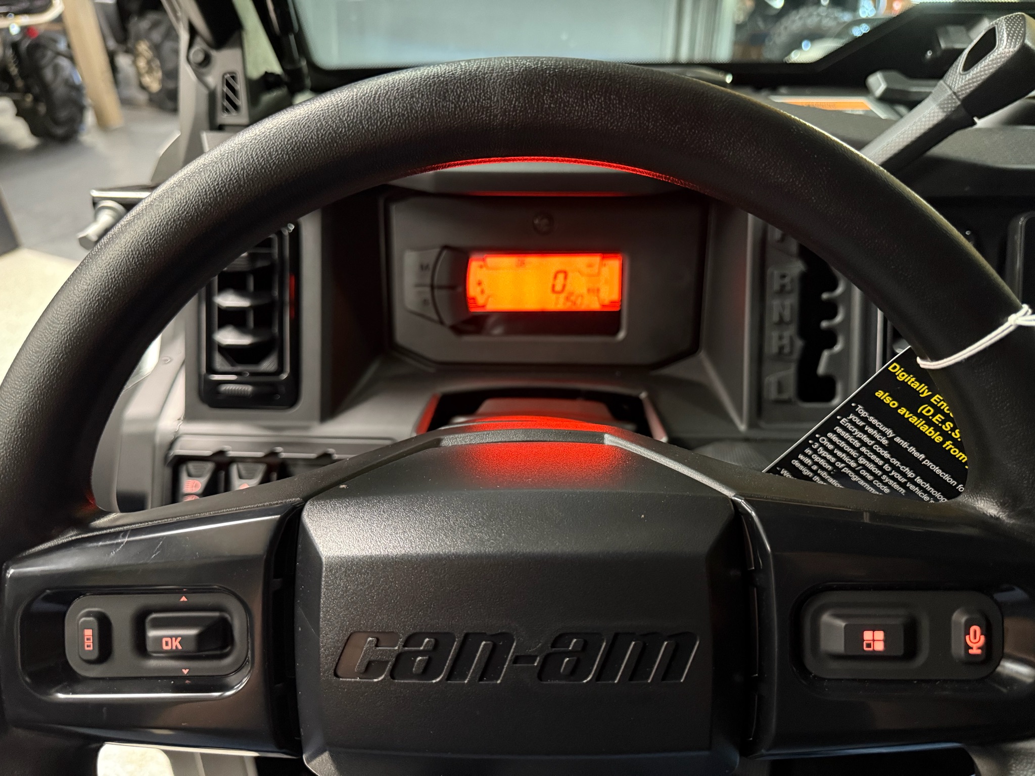 2026 Can-Am™ Defender MAX Lone Star CAB HD11 8