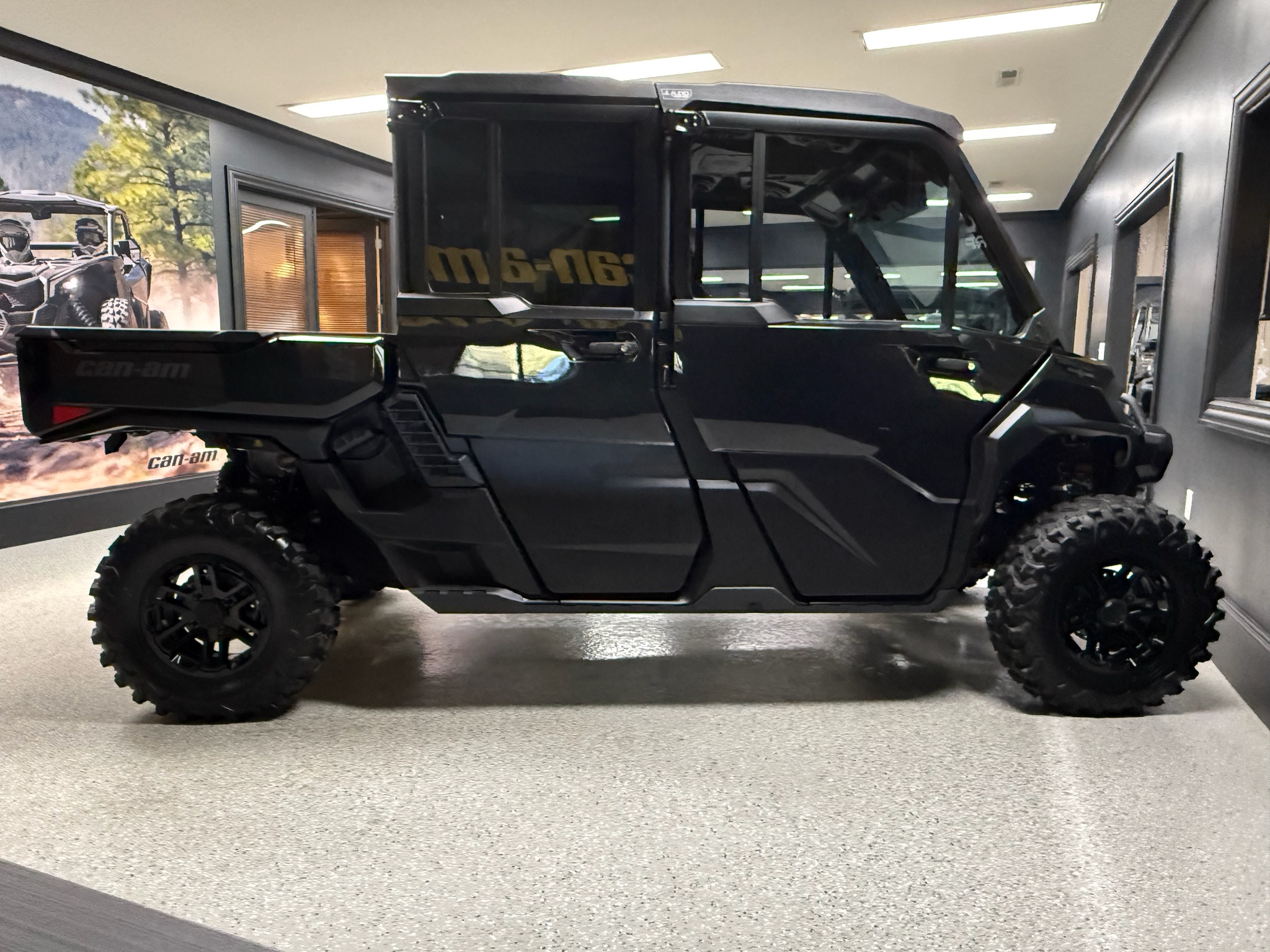 2026 Can-Am™ Defender MAX Lone Star CAB HD11 11