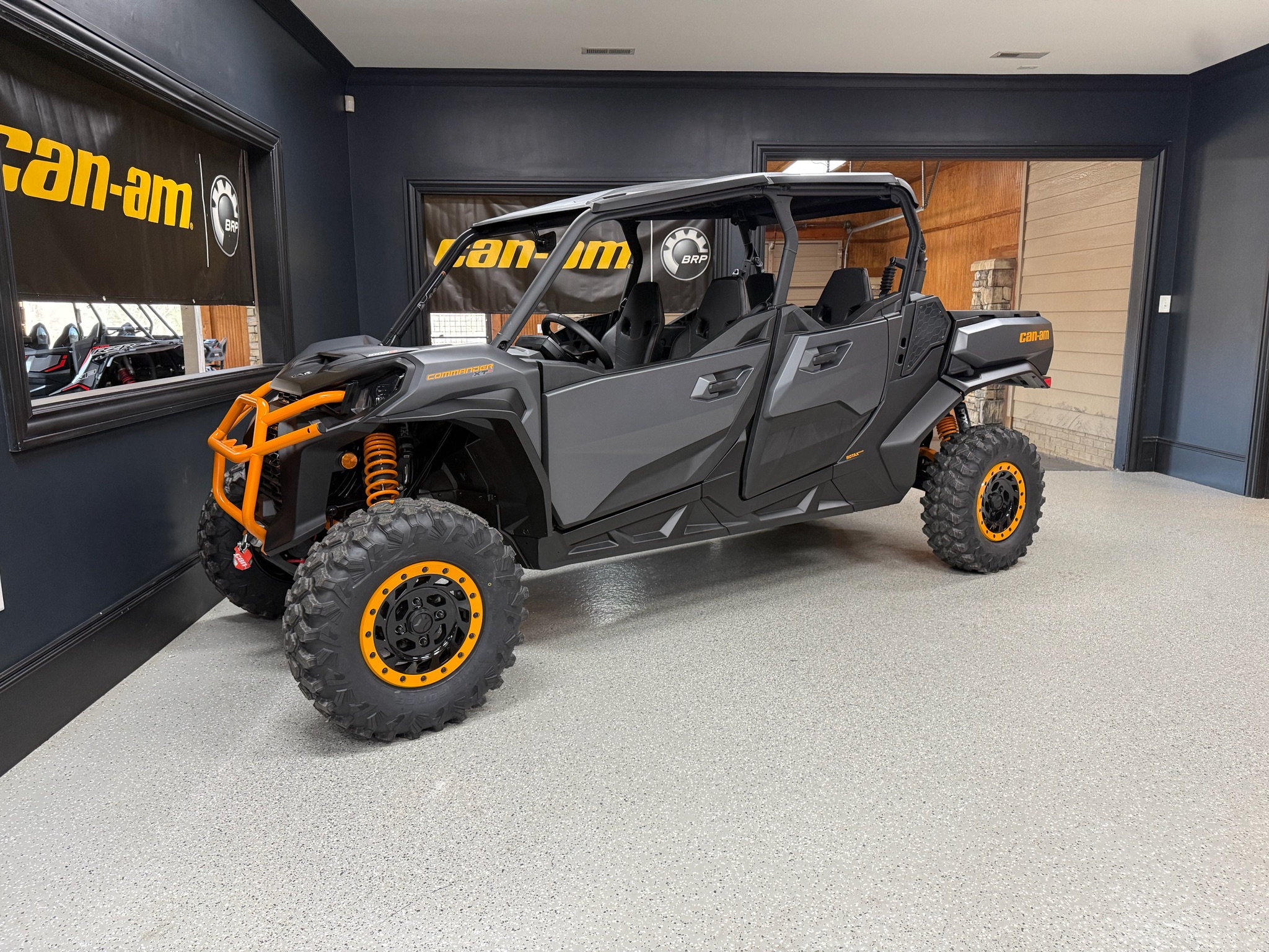 2026 Can-Am™ Commander MAX XT-P 1