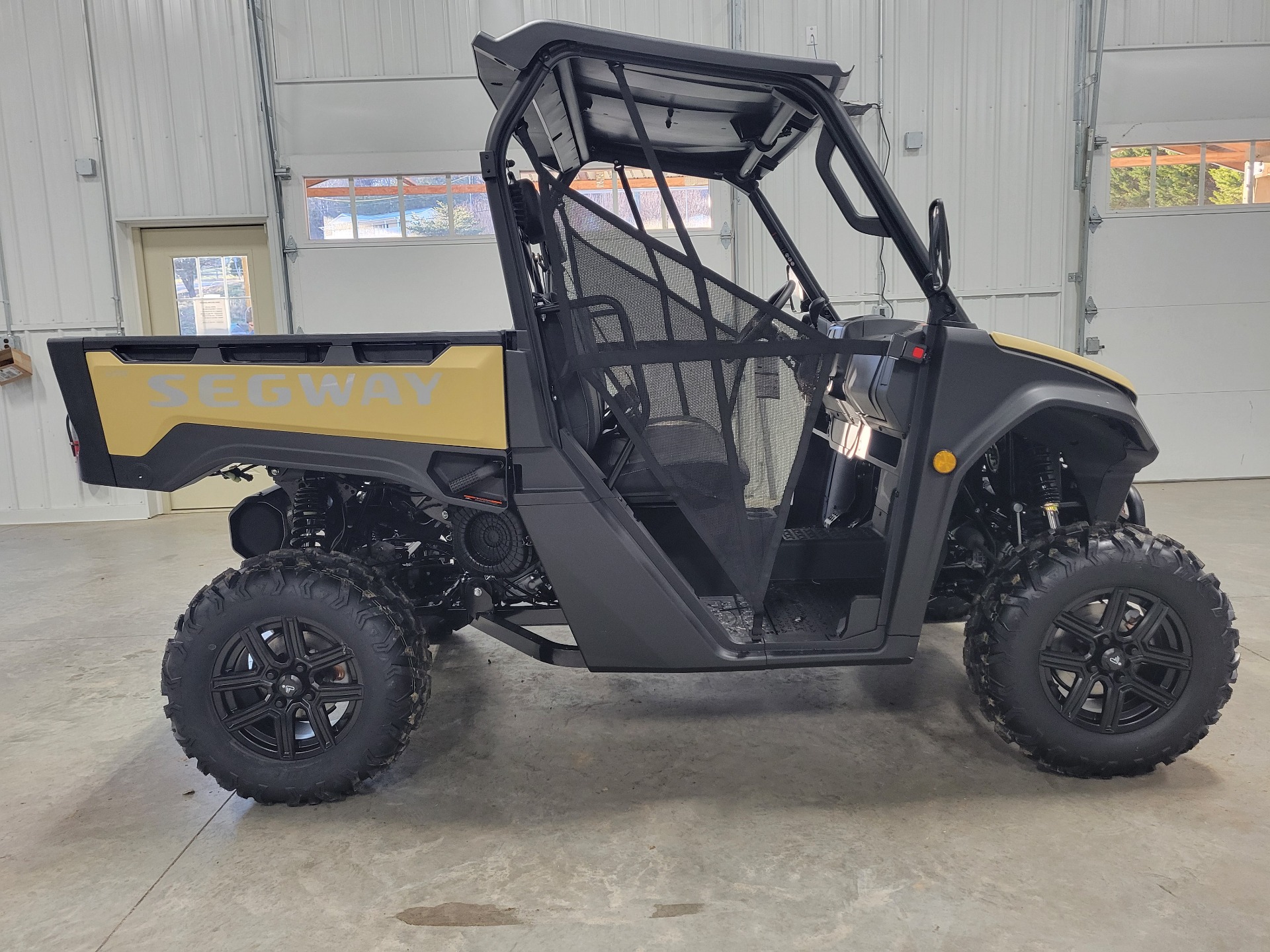 2025 Segway Powersports UT6 M in Marion, North Carolina - Photo 6