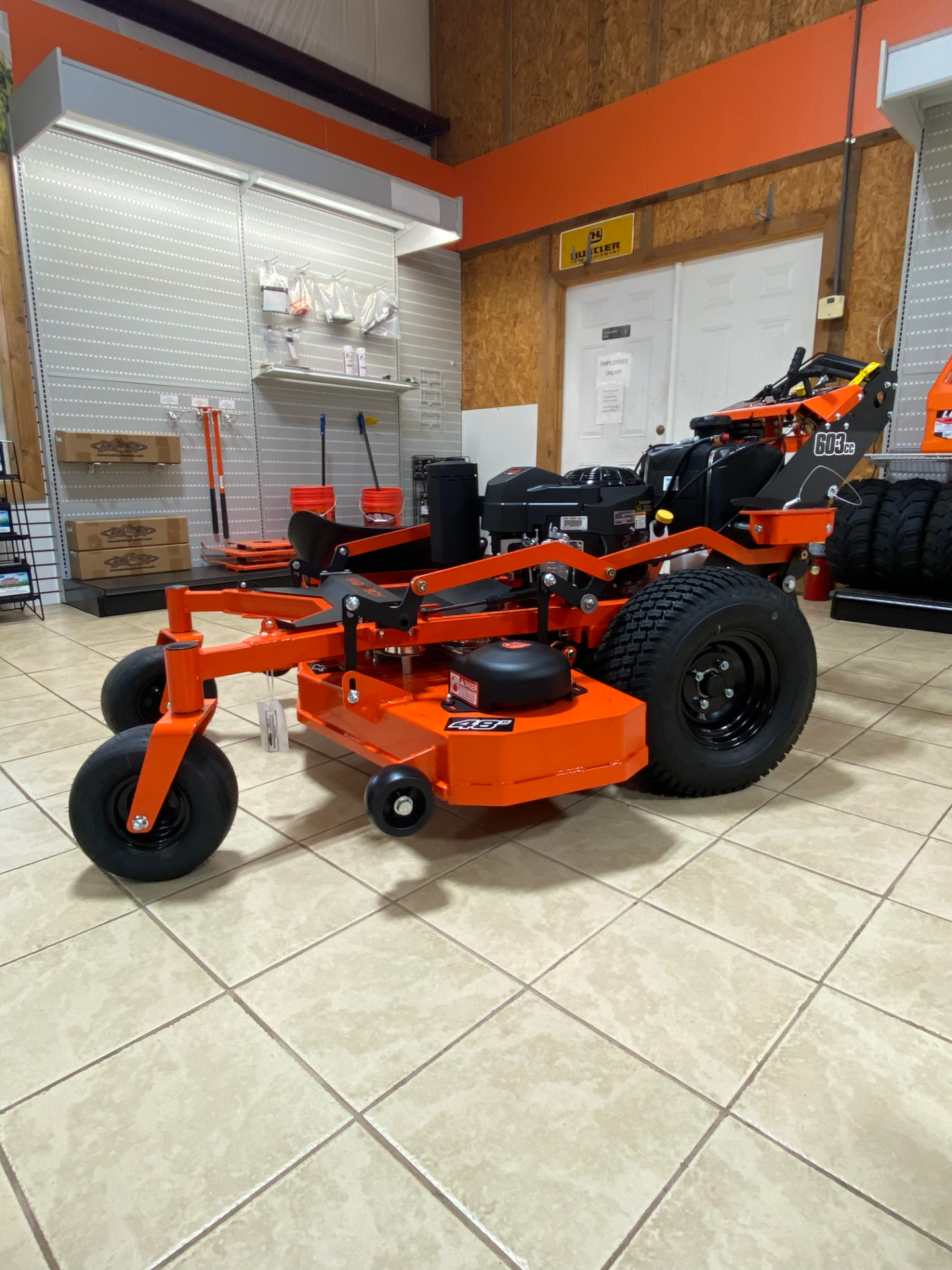 Bad Boy Mowers Raider 48 in. Kawasaki FS600 18.5 hp in Marion, North Carolina - Photo 2