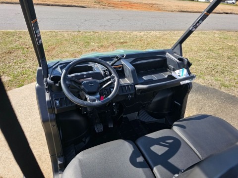 2026 Can-Am™ Defender HD7 5