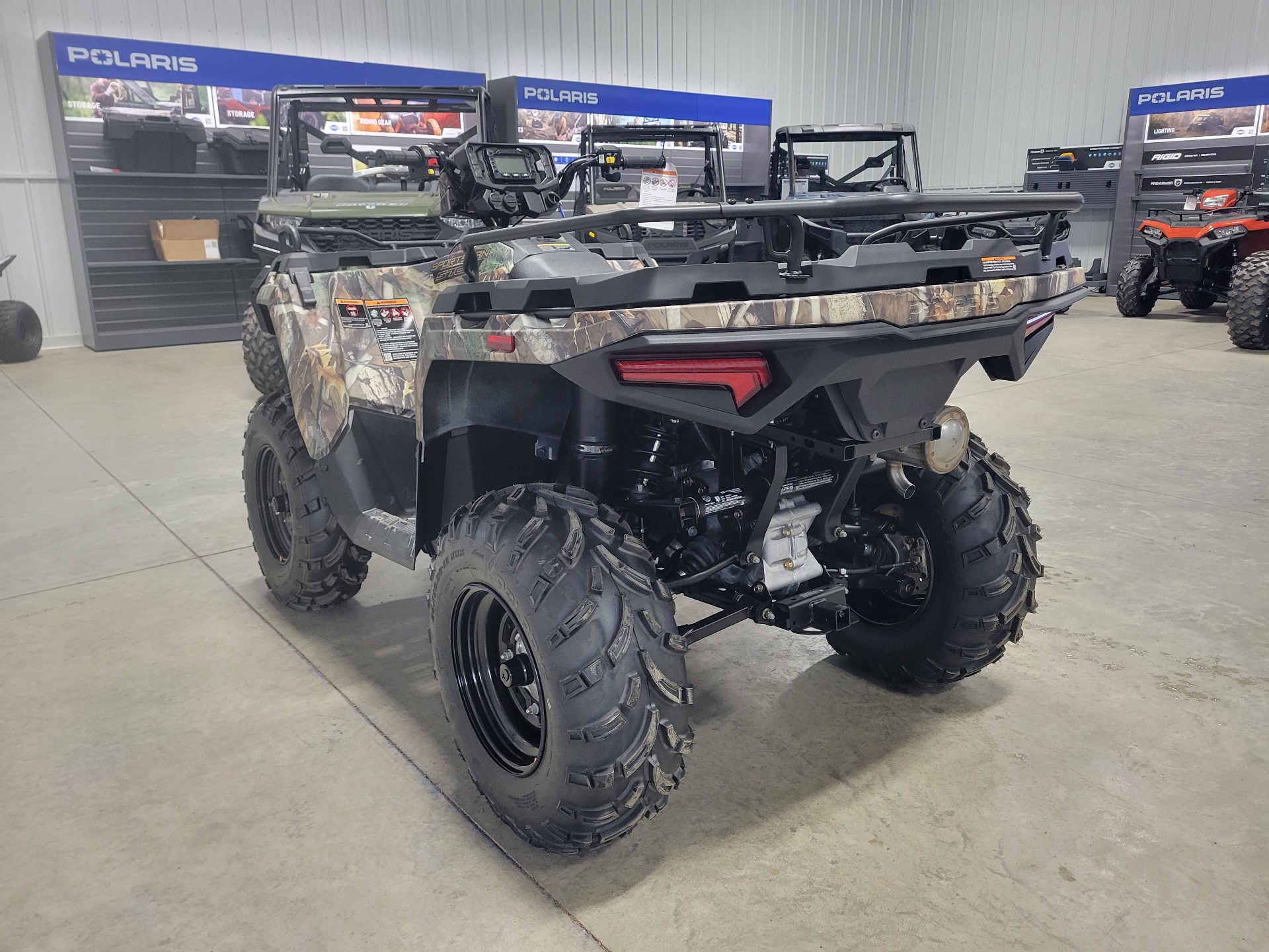 2025 Polaris Sportsman 570 EPS in Marion, North Carolina - Photo 3