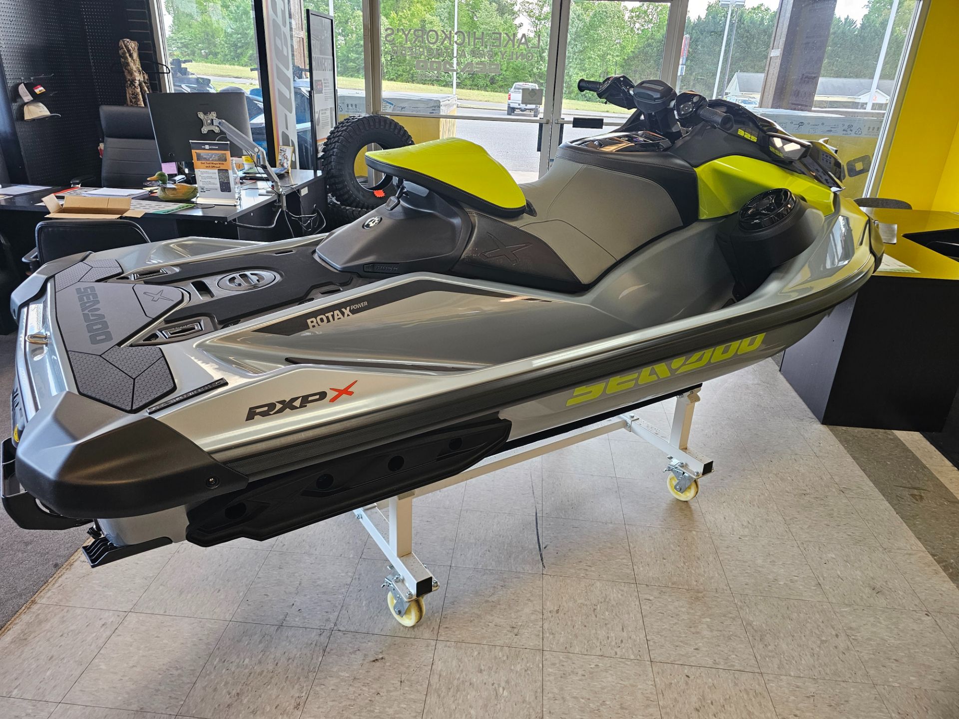 2026 Sea-Doo RXP-X 325 + Tech Package 4