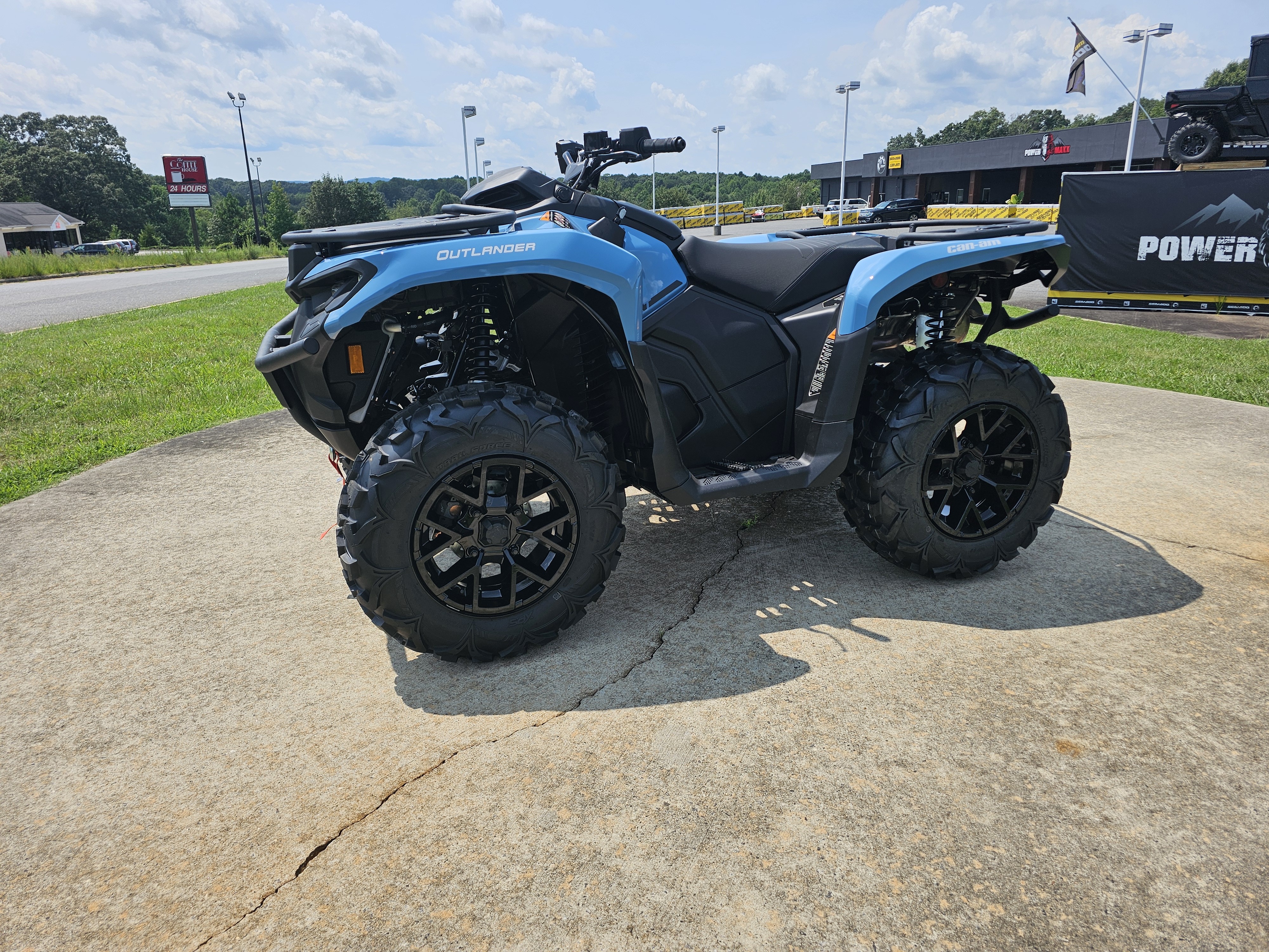 2026 Can-Am Outlander XT 700