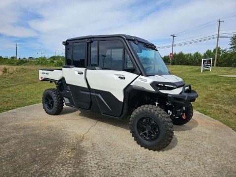 2026 Can-Am™ Defender MAX Limited HD11 3