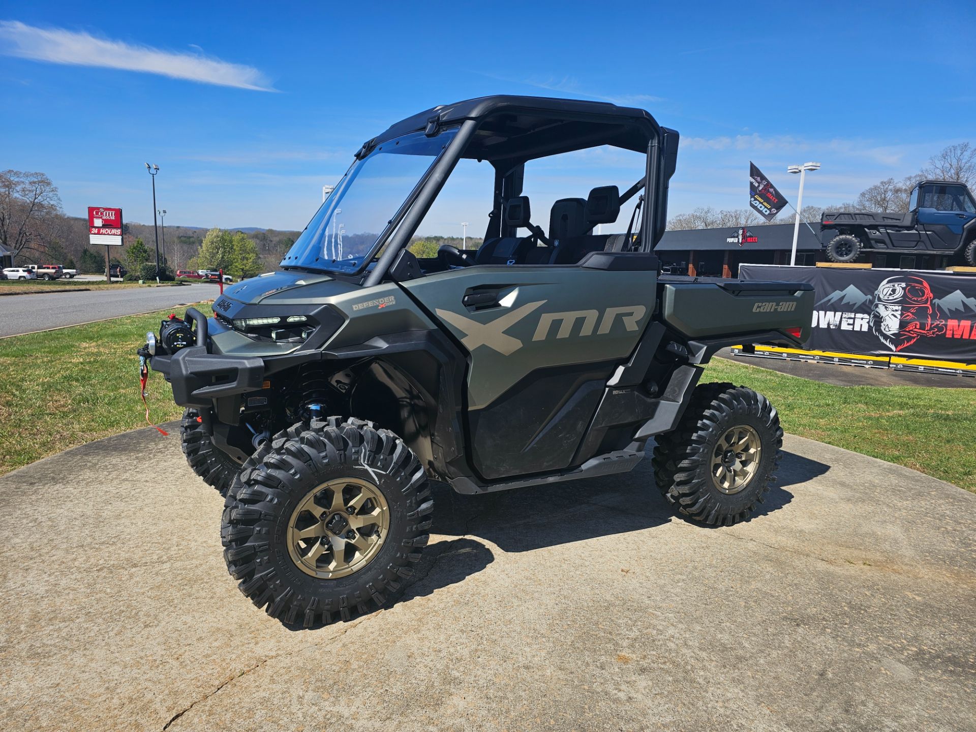 2026 Can-Am Defender X MR HD11 with Half-Doors