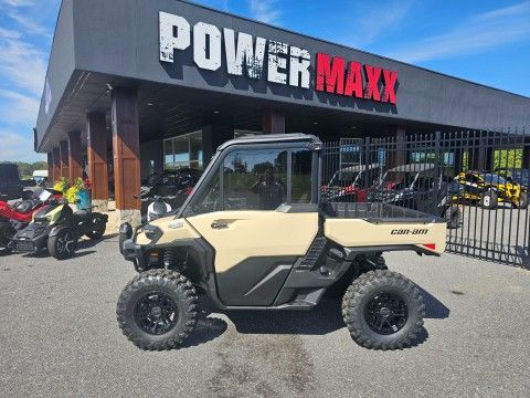 2026 Can-Am™ Defender Limited HD11 4