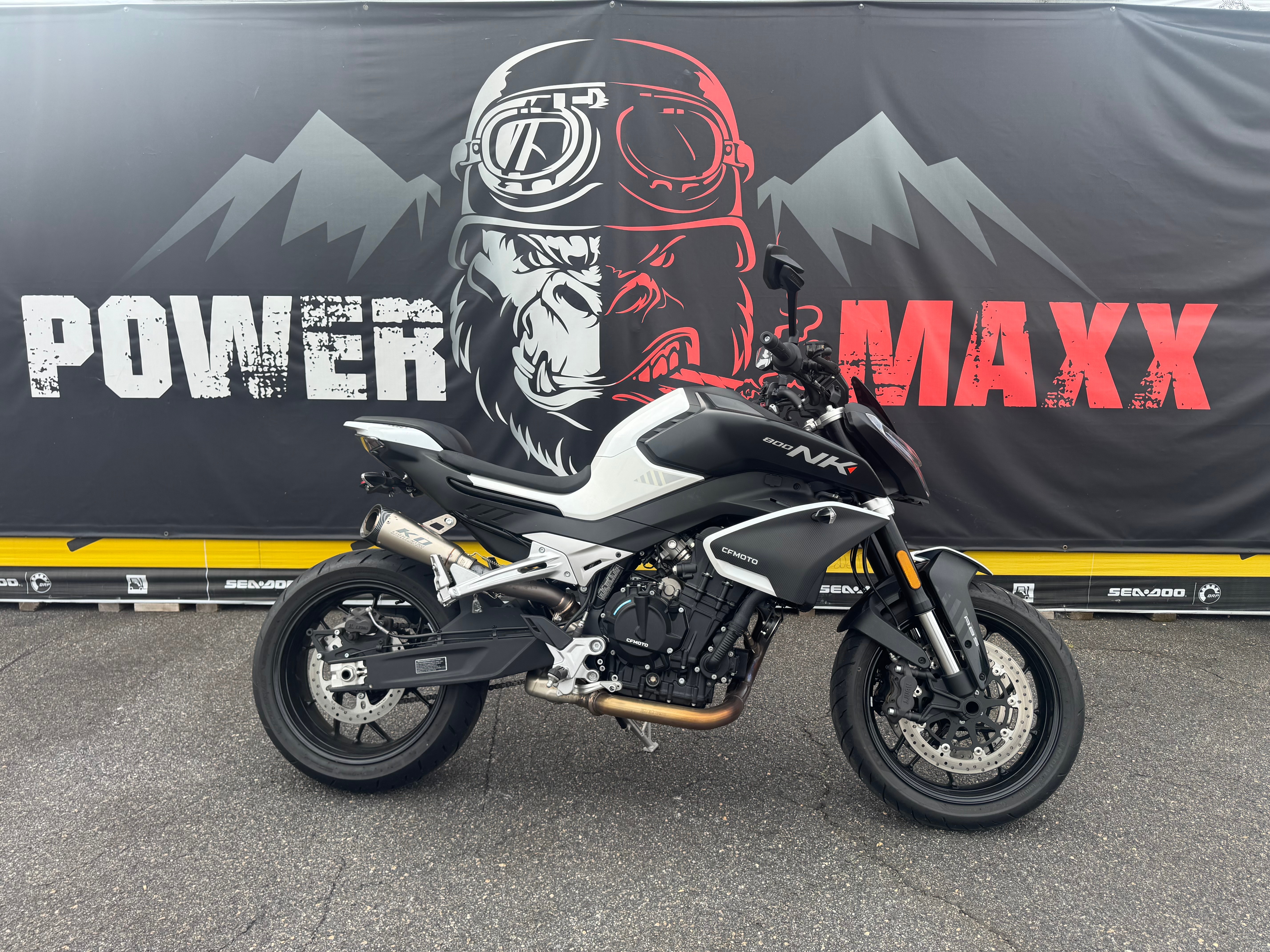 2024 CFMOTO 800NK