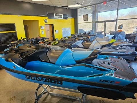2026 Sea-Doo RXT-X 325 + Tech Package 4