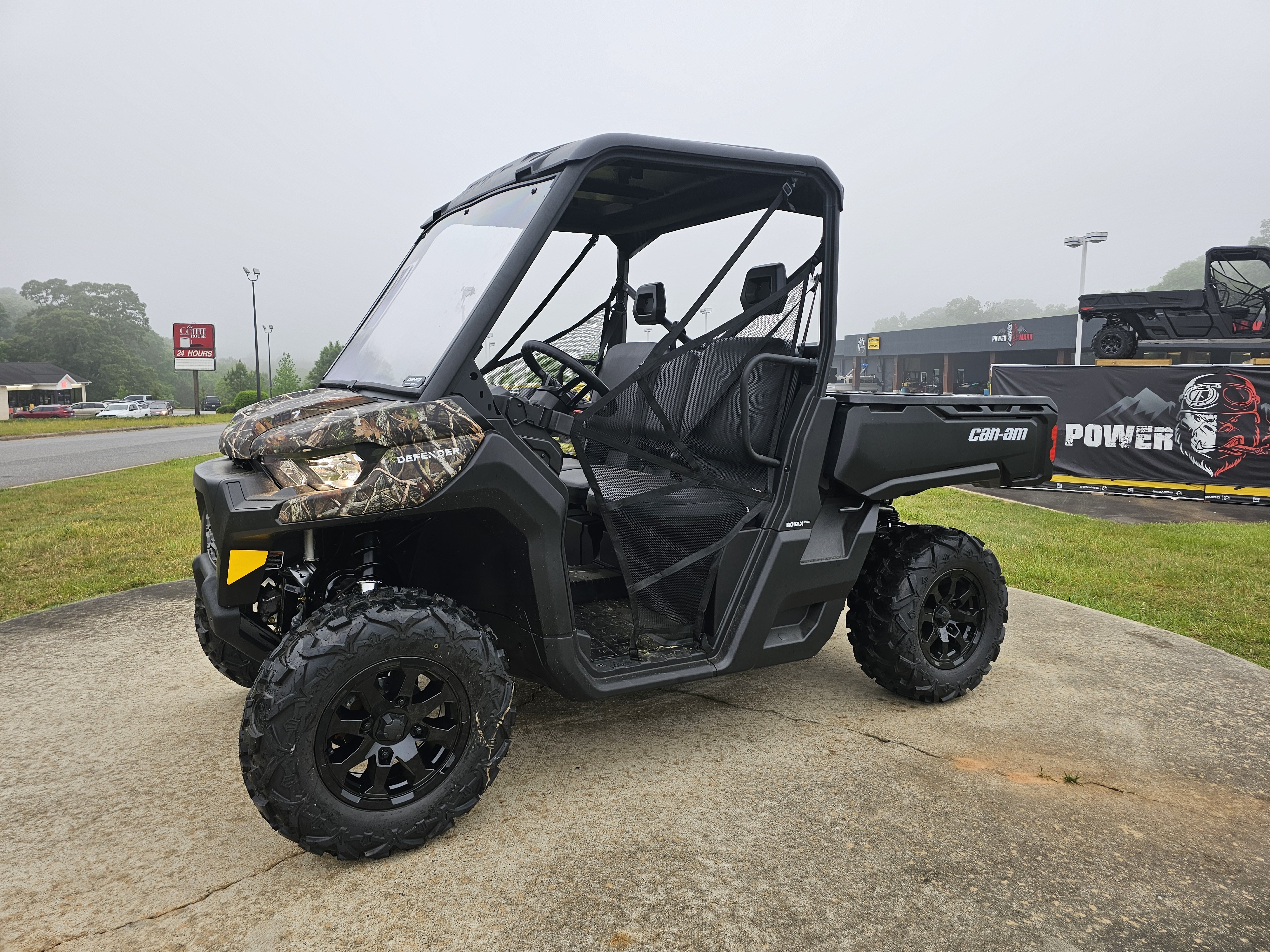 2026 Can-Am Defender XT HD11 with 10.25 in. touchscreen display