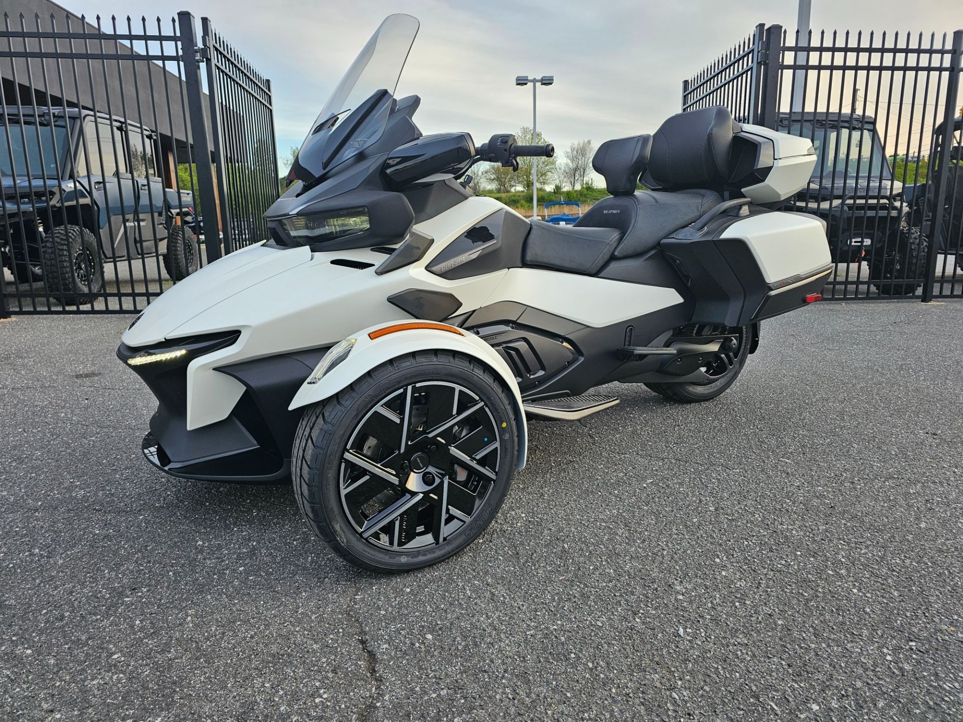 2026 Can-Am Spyder RT Sea-to-Sky